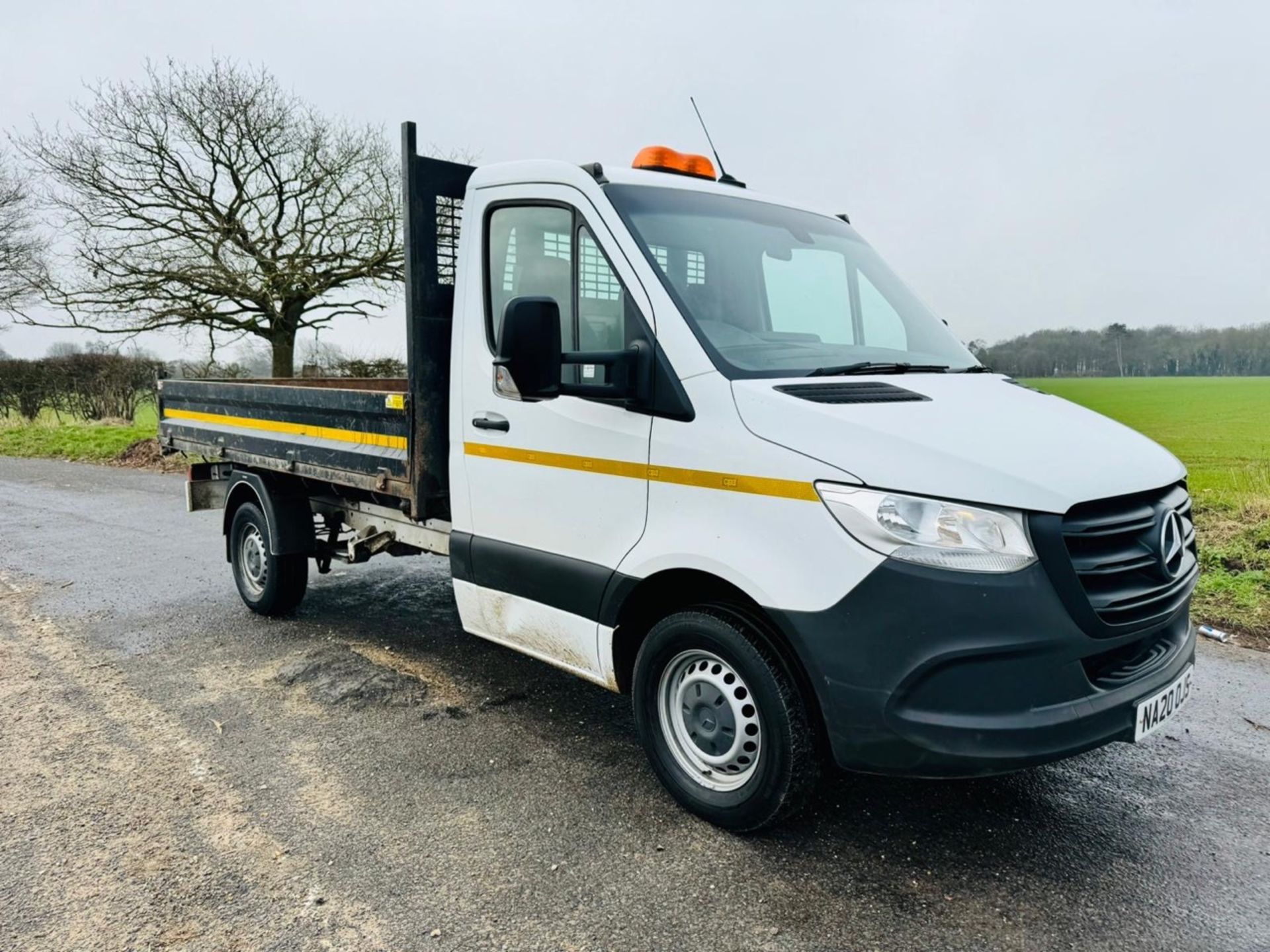 (RESERVE MET)Mercedes Sprinter 314Cdi "TIPPER" AUTOMATIC - 20 REG - 1 OWNER - ONLY 65K MILES - Image 2 of 12