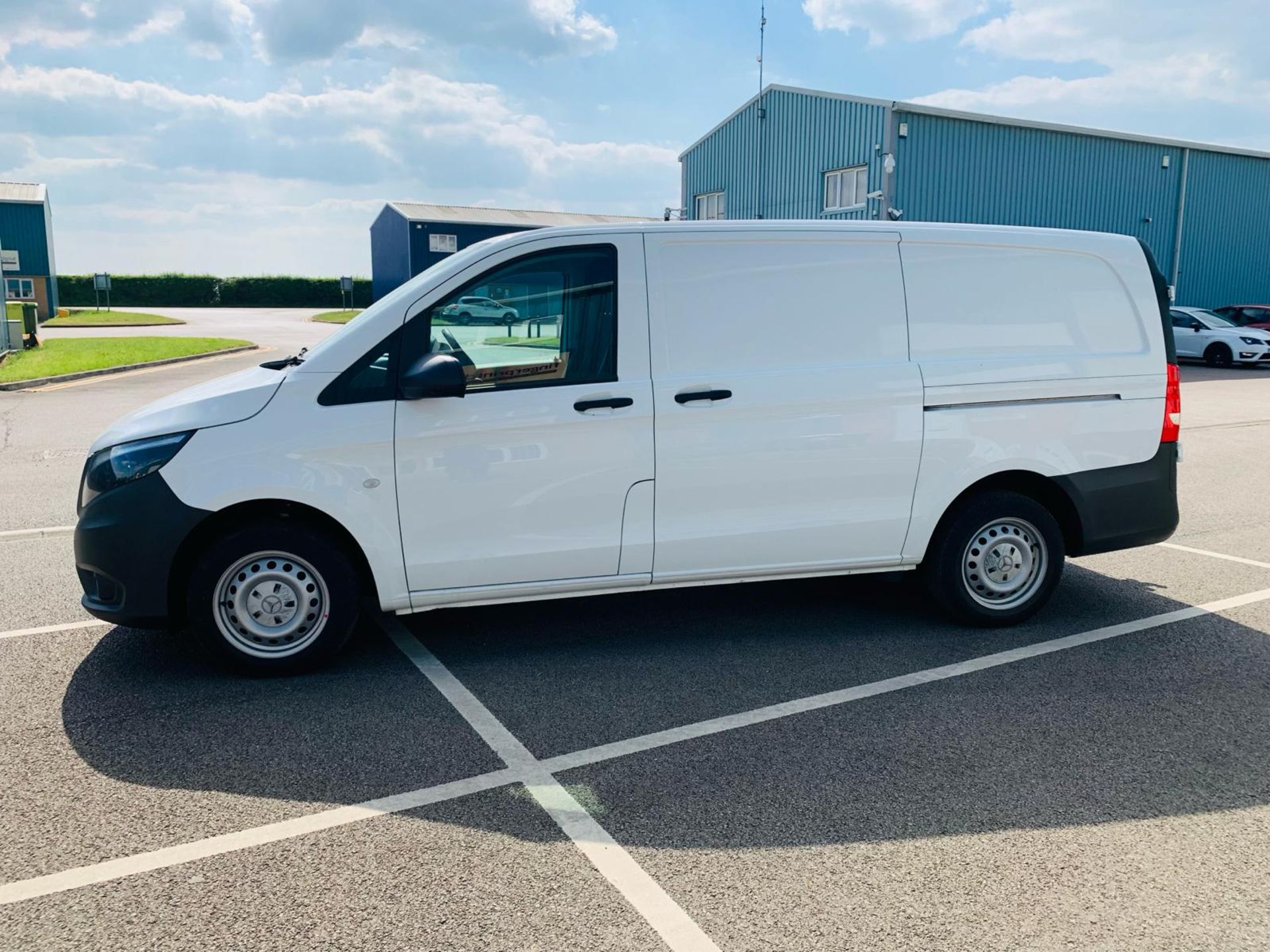 (RESERVE MET)Mercedes VITO LWB 114bhp - 2019 Model - 1 Owner - SERVICE HISTORY - 90k Miles - Cruise