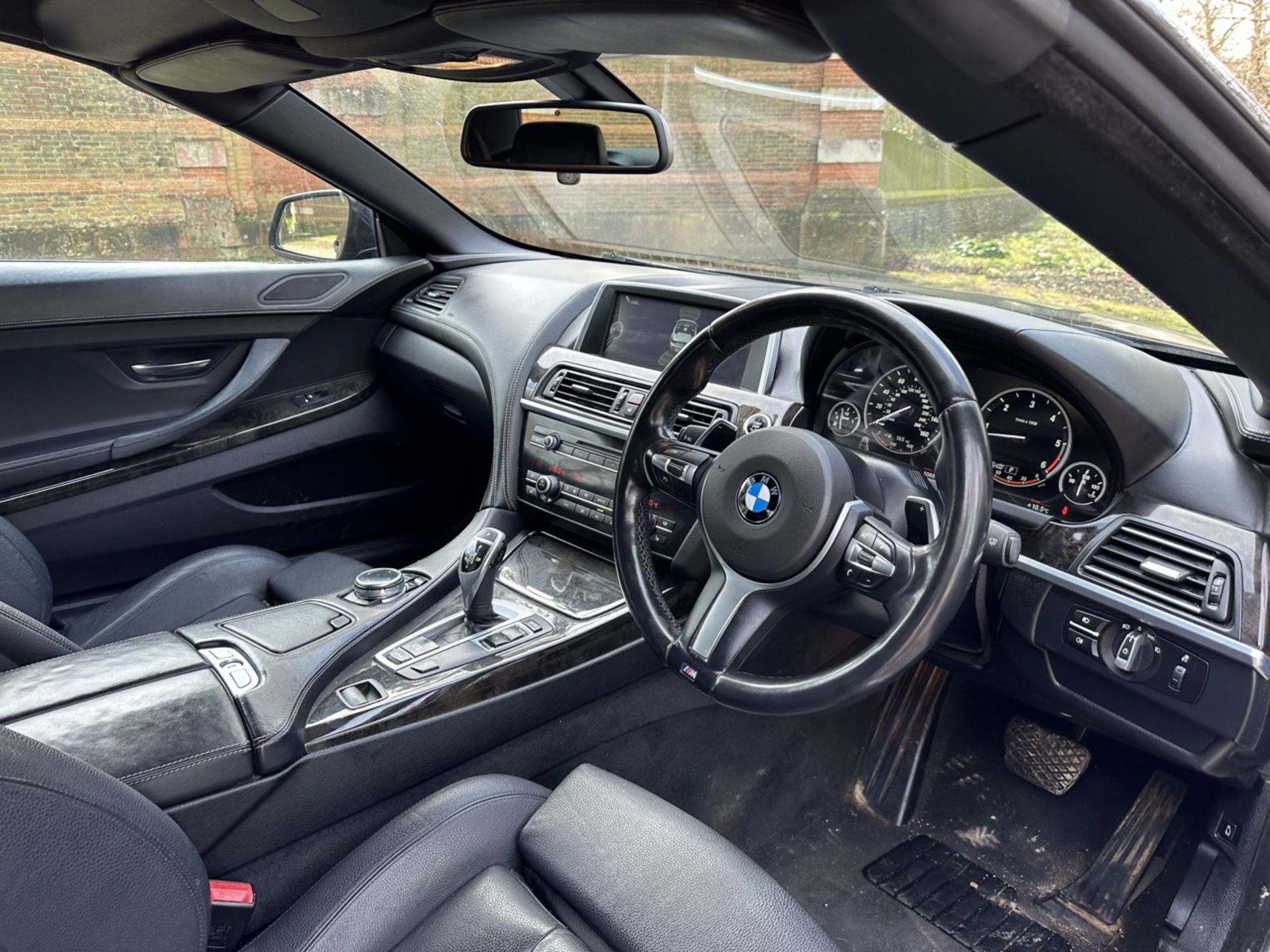 BMW 6 SERIES 640d (M SPORT) Ultimate Summer Car - AUTOMATIC - Convertible - 2014 - 3L Diesel - Image 16 of 18