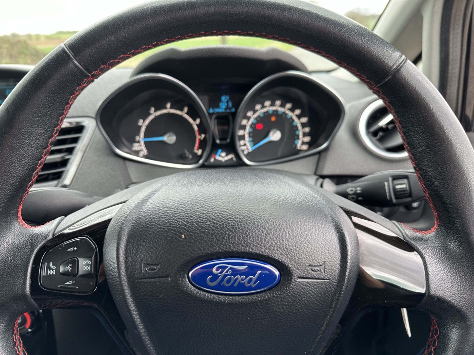 FORD FIESTA 1.0 EcoBoost 140 Zetec S Black - Manual - Petrol - 1.0 - Hatchback - 2015 - 70k Miles - Image 24 of 24