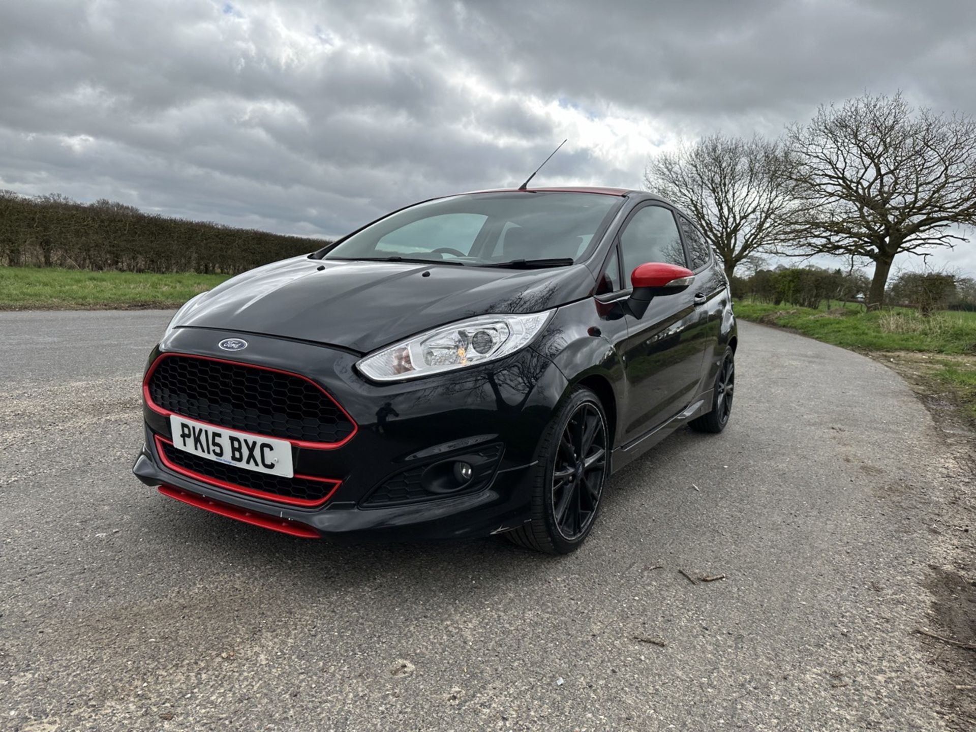 FORD FIESTA 1.0 EcoBoost 140 Zetec S Black - Manual - Petrol - 1.0 - Hatchback - 2015 - 70k Miles - Image 3 of 17