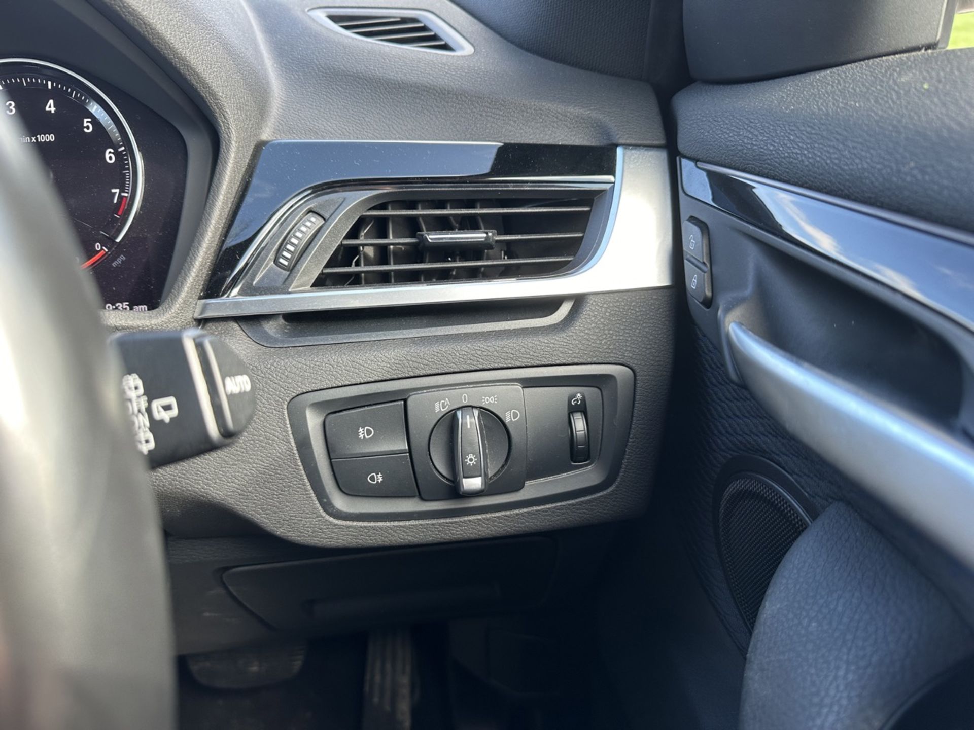 BMW X1 Xdrive20i M Sport Auto 20i - 2018 - 16.5k MILES ONLY - M SPORT Seats/badging - Bild 31 aus 38
