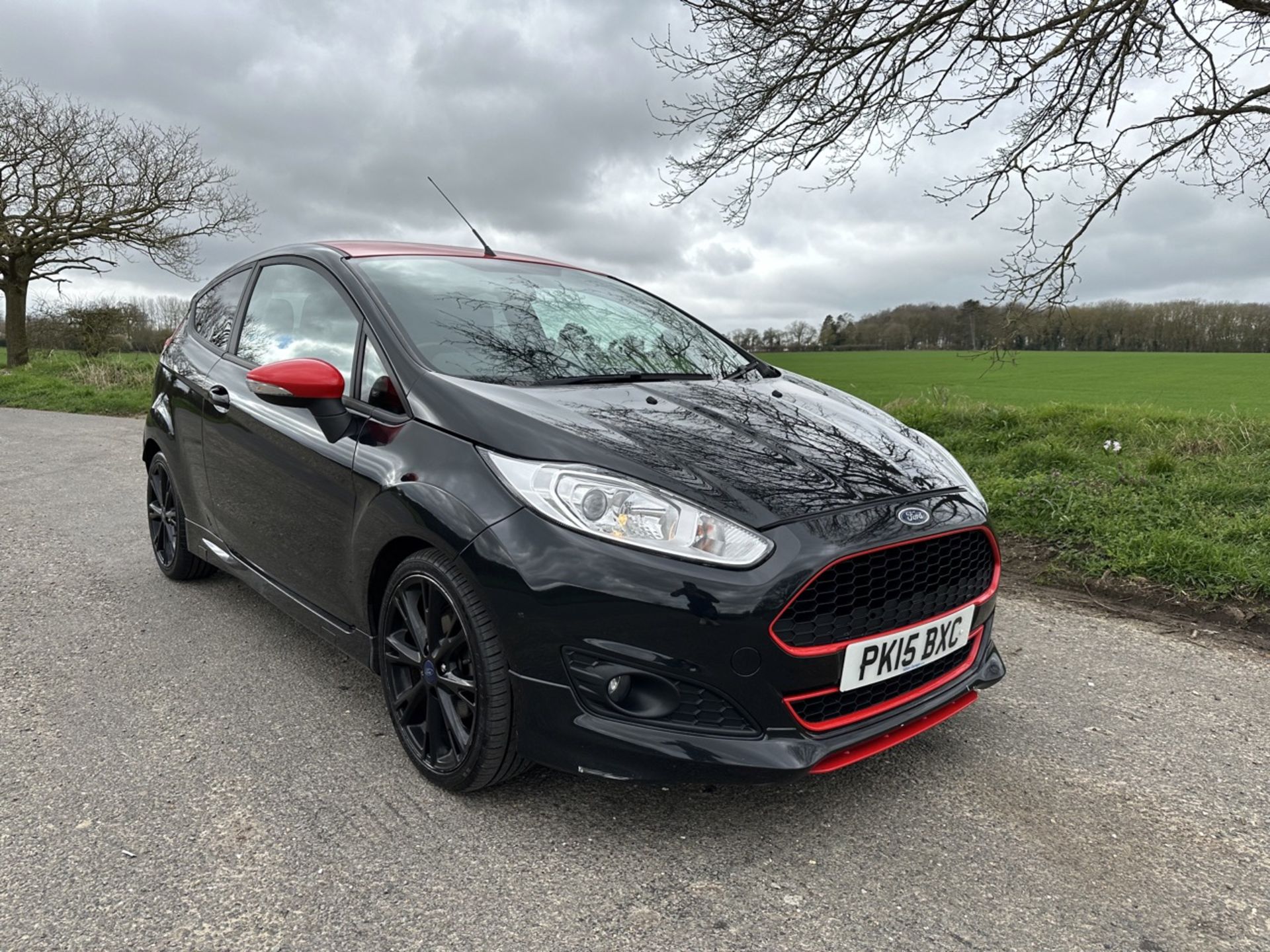 FORD FIESTA 1.0 EcoBoost 140 Zetec S Black - Manual - Petrol - 1.0 - Hatchback - 2015 - 70k Miles