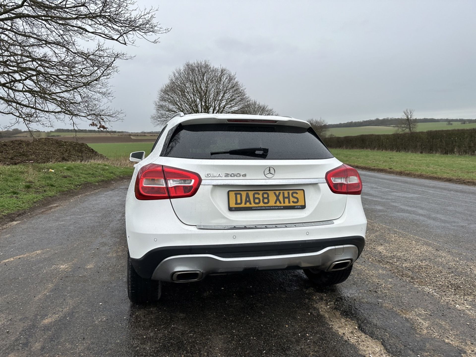 MERCEDES GLA 200d AUTO "SPORT EXECUTIVE" 2019 MODEL - LEATHER - LOW MILES - AIR CON - Image 6 of 17