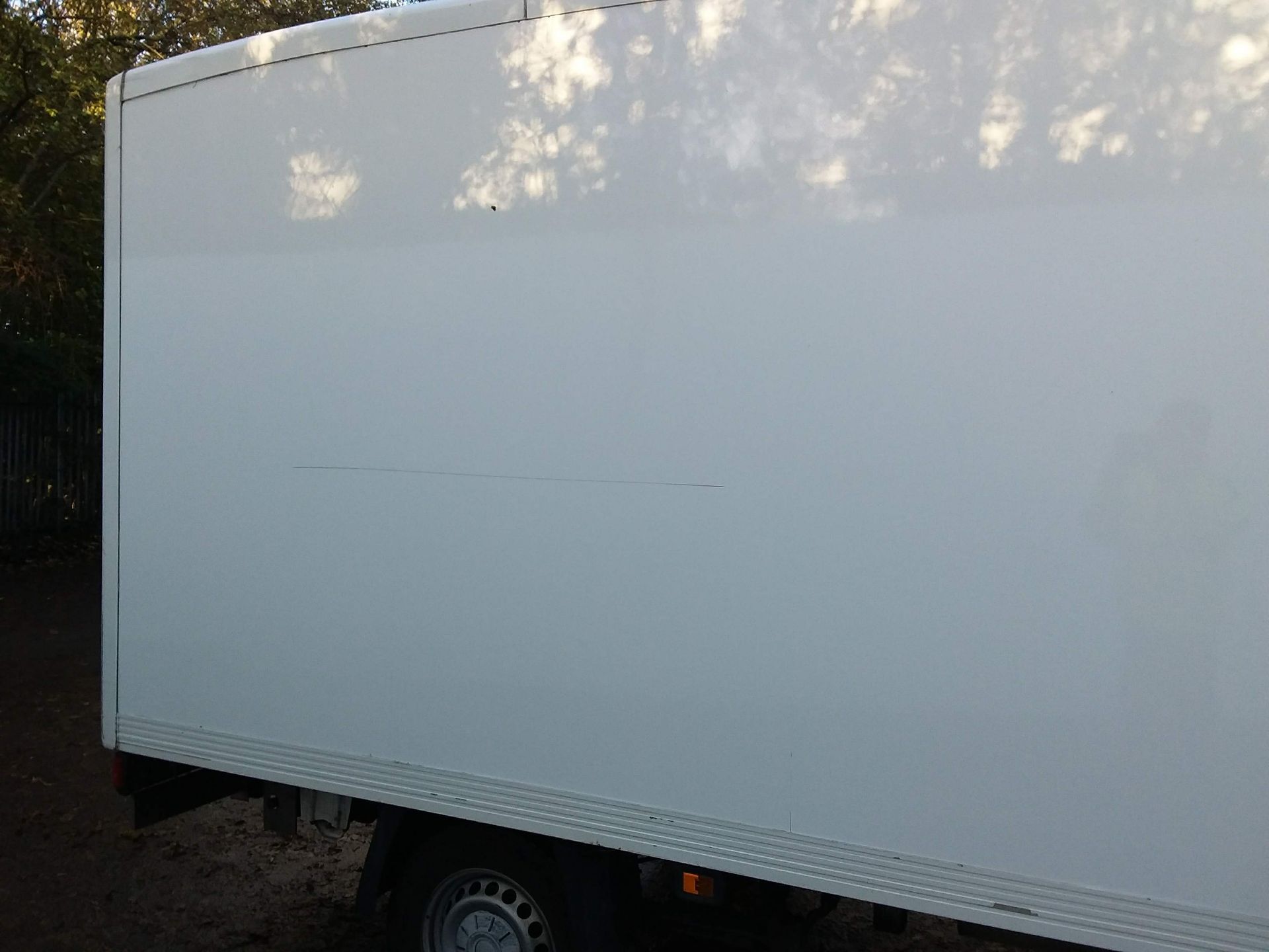 VOLKSWAGEN CRAFTER 2.0TDI (140) LWB FRIDGE / FREEZER BOX VAN - 19 REG - 1 OWNER - Image 11 of 12