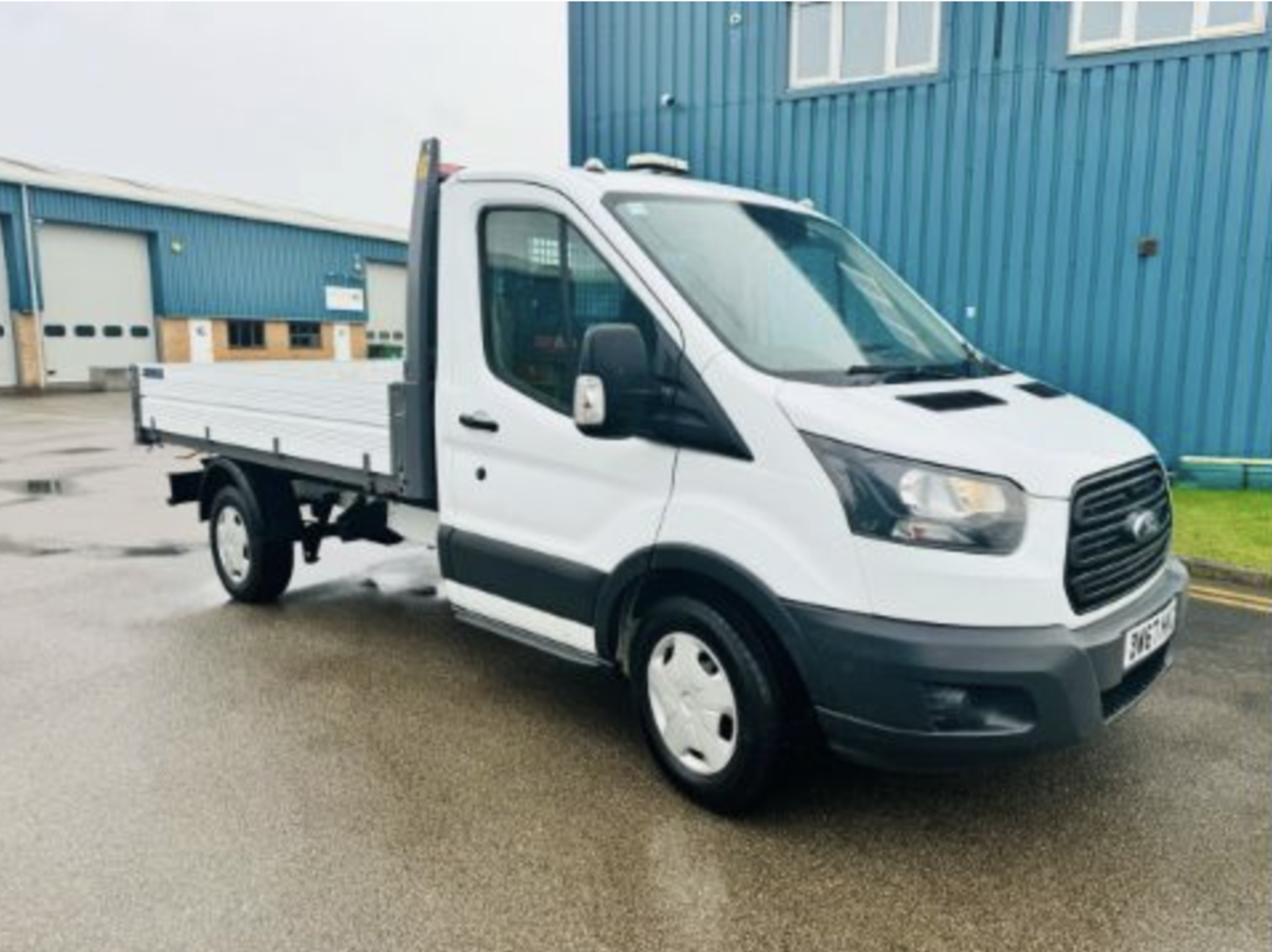 FORD TRANSIT 2.0 TIPPER130ps 'One Stop' Tipper - Manual - Diesel - 2.0 - Tipper Body 94.6k miles - Image 3 of 11