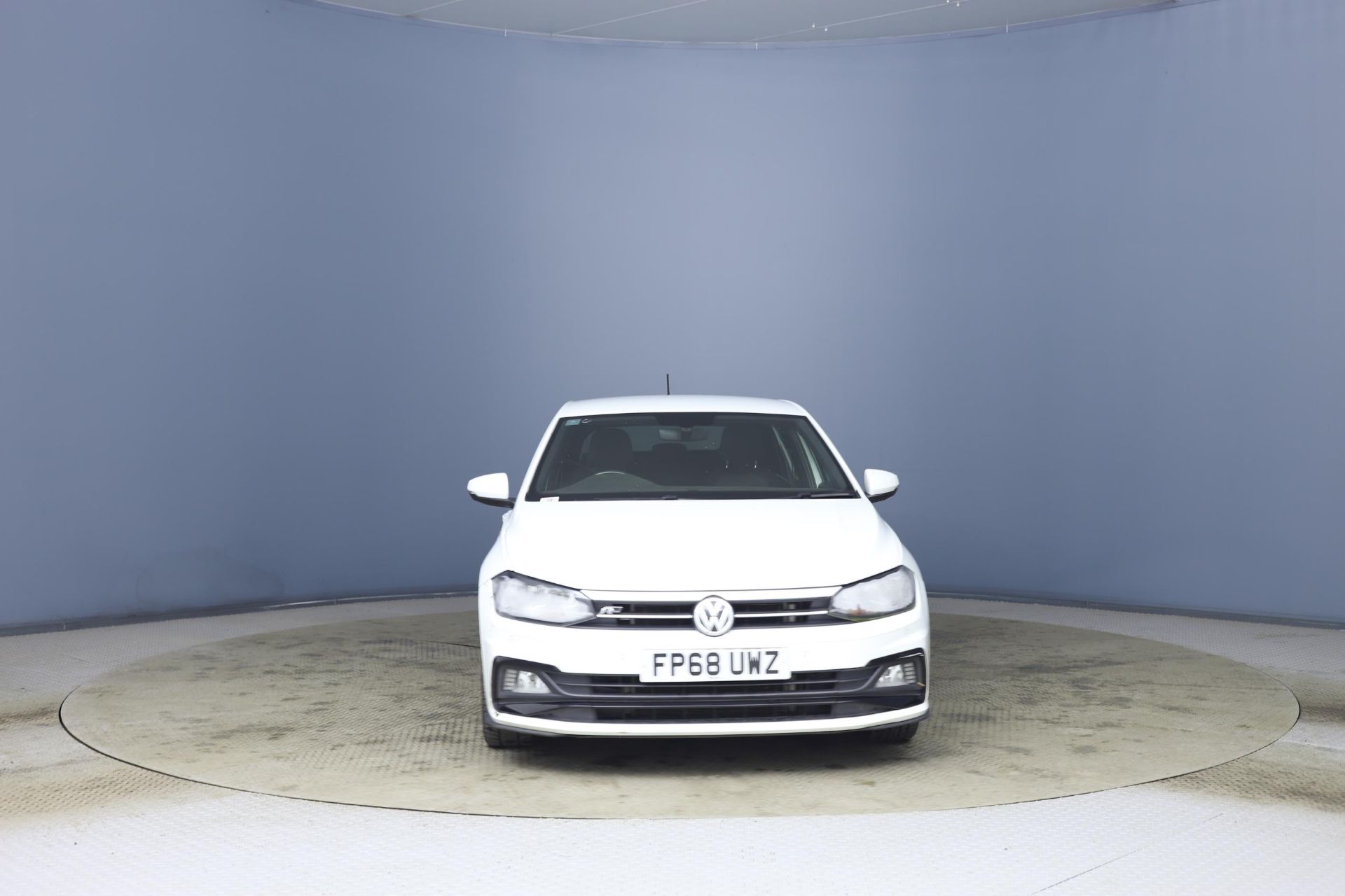 VOLKSWAGEN POLO 1.0 TSI 115 R-Line 5dr - Petrol - 1.0 - Hatchback - 2019 MODEL 94K MILES (R-LINE) - Image 2 of 8