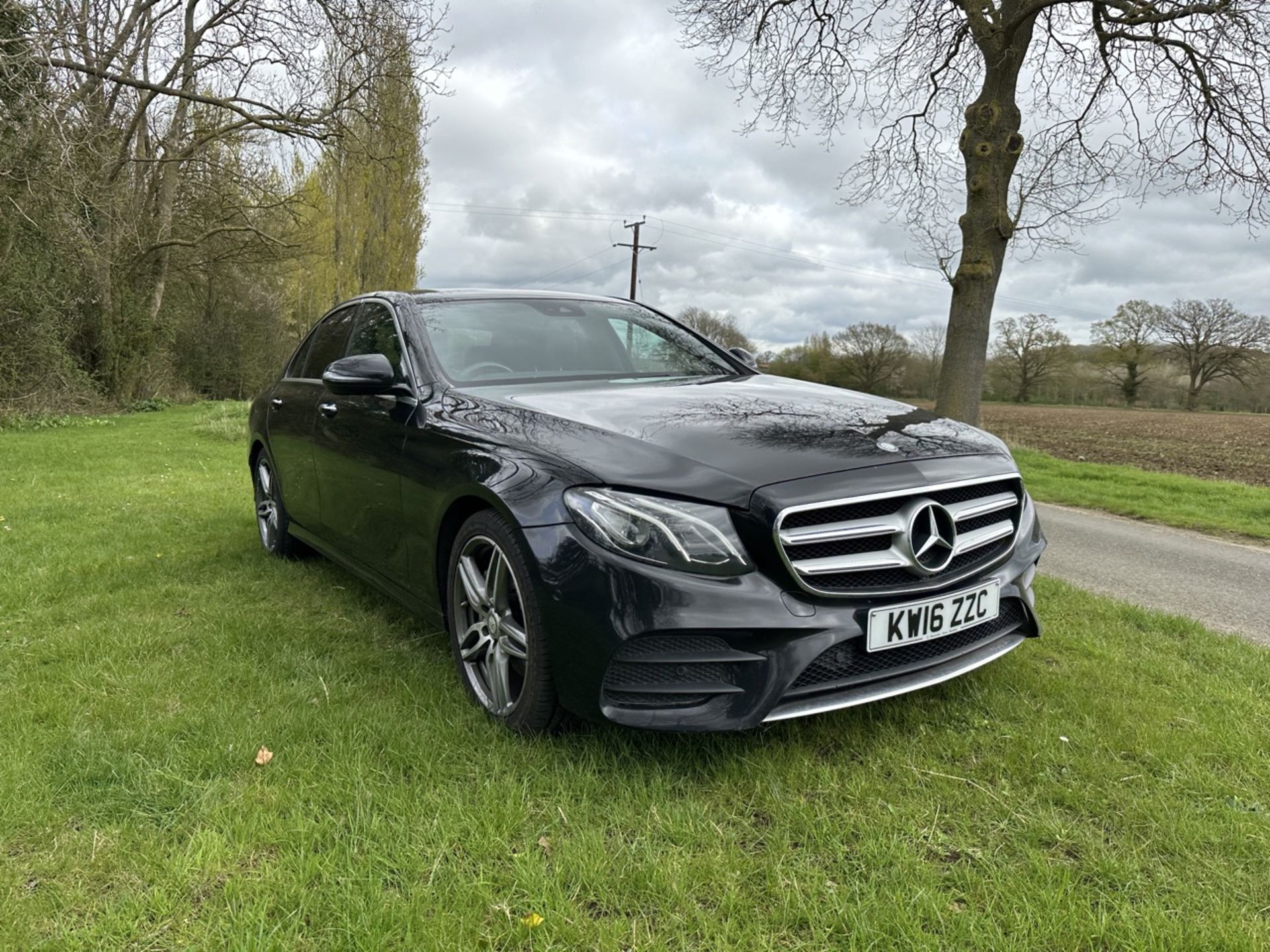 MERCEDES-BENZ E CLASS E220d AMG Line Premium- Automatic - Diesel -Saloon - 91k Miles 2016