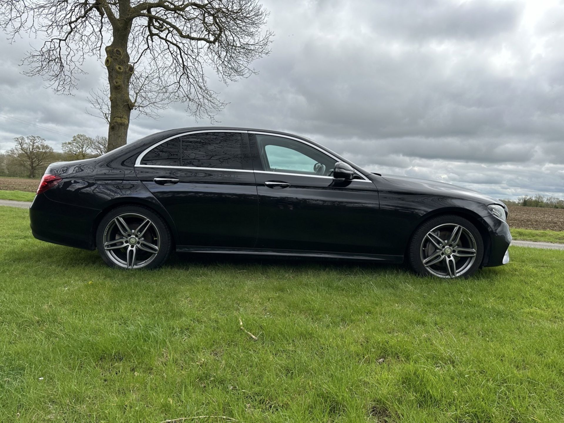 MERCEDES-BENZ E CLASS E220d AMG Line Premium- Automatic - Diesel -Saloon - 91k Miles 2016 - Image 5 of 20