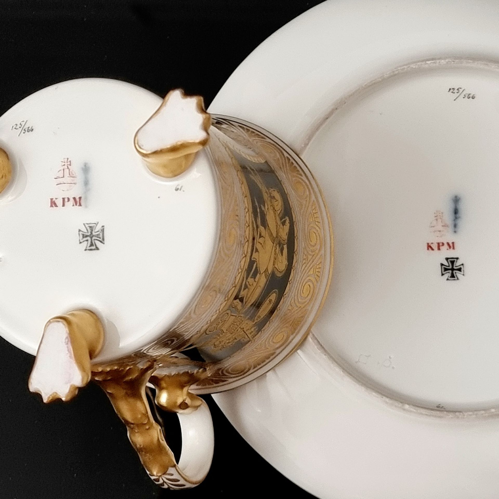 KPM Berlin, sehr große Jubiläumstasse, Kaiser Wilhelm II. - Bild 6 aus 7