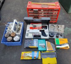 Good selection of various tools and workshop items etc. (Qty)