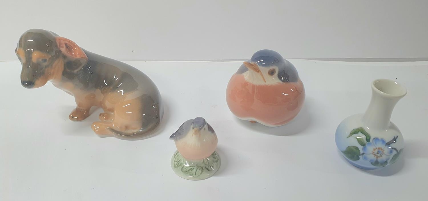 Collection of six pieces of Royal Copenhagen including a Dachshund, 2 small birds, pin dish and - Image 4 of 5