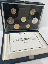 1988 Deluxe United Kingdom blue cased, proof coin set