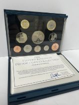 1997 Deluxe United Kingdom blue cased, proof coin set