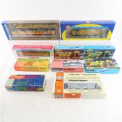 10 C&NW Train Engines & Cars in Boxes
