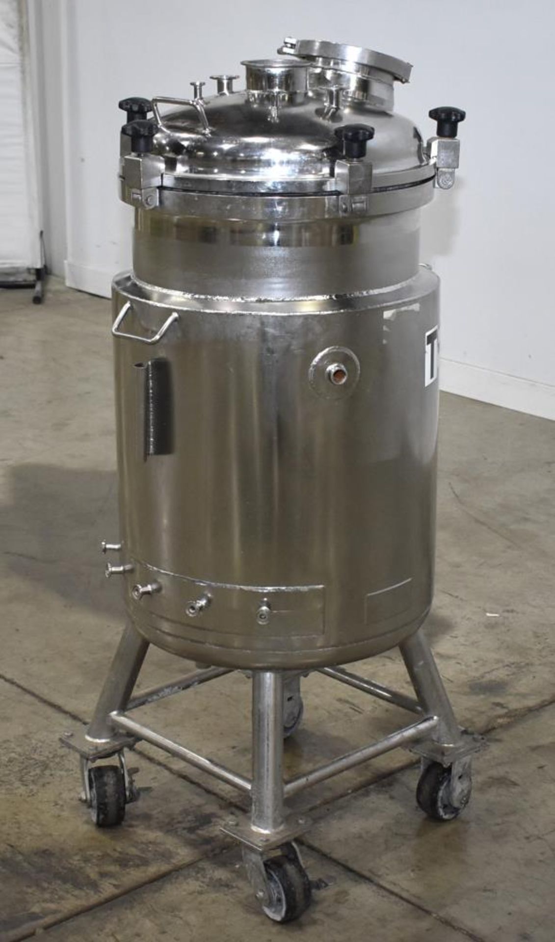 Used- Alloy Products 30 Gallon Pressure Vessel / Mix Tank, Stainless Steel, Vertical. - Image 2 of 13