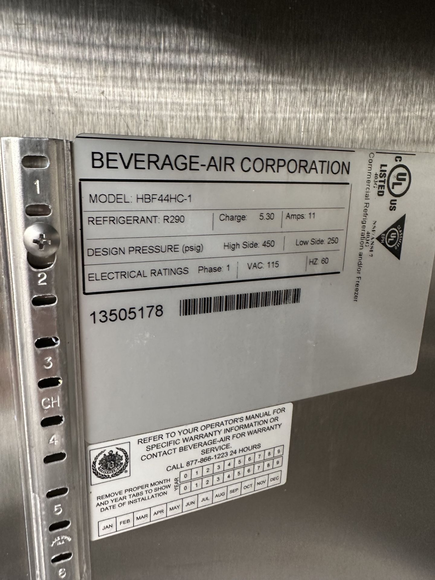 Used Beverage Air 47" Two Section Reach In Freezer. Model HBF44HC-1 - Bild 3 aus 4