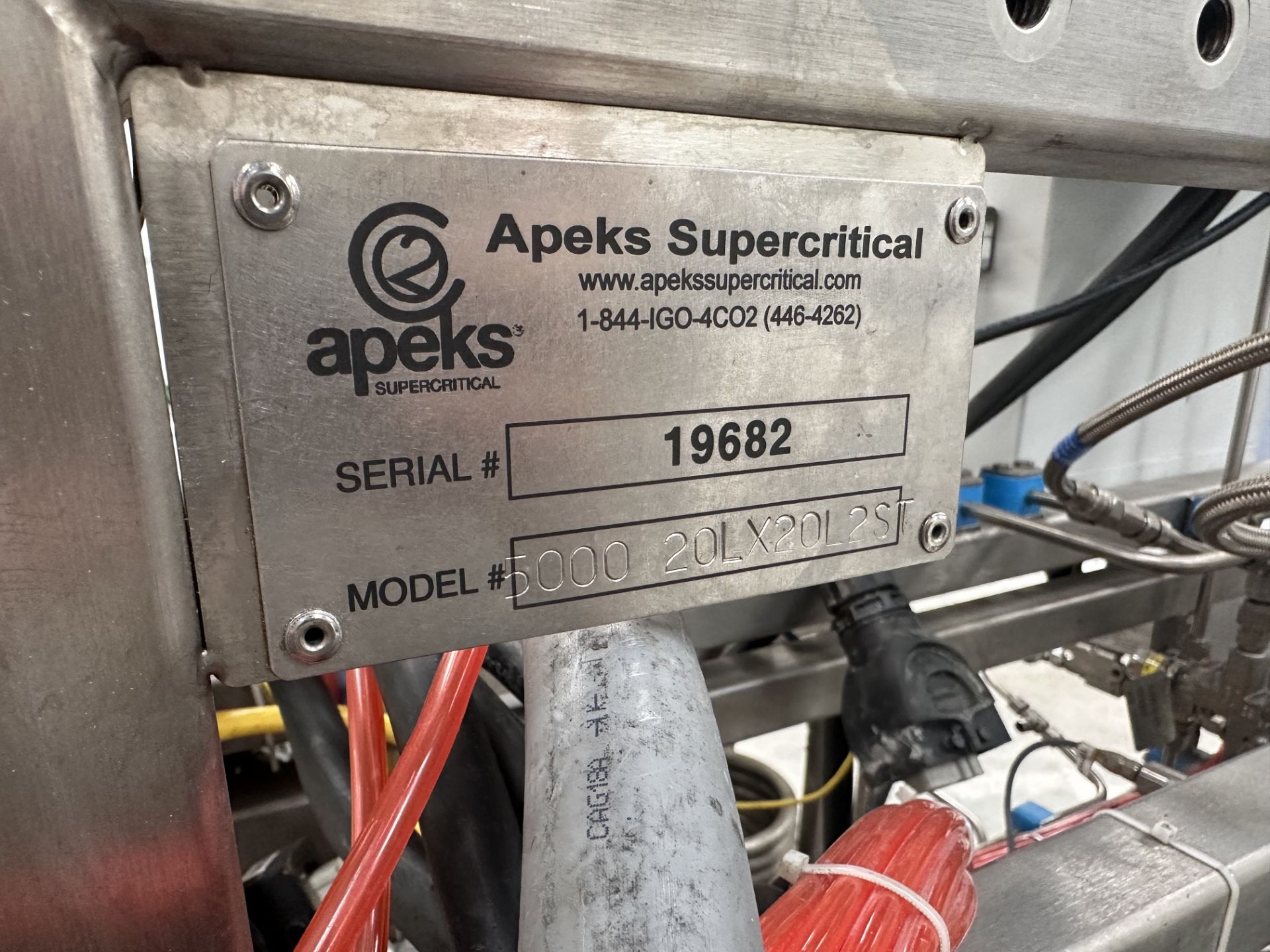 Used Apeks Supercritical CO2 Extraction System w/ (2) Chillers, Air Compressor. Model "The Force" - Image 2 of 35