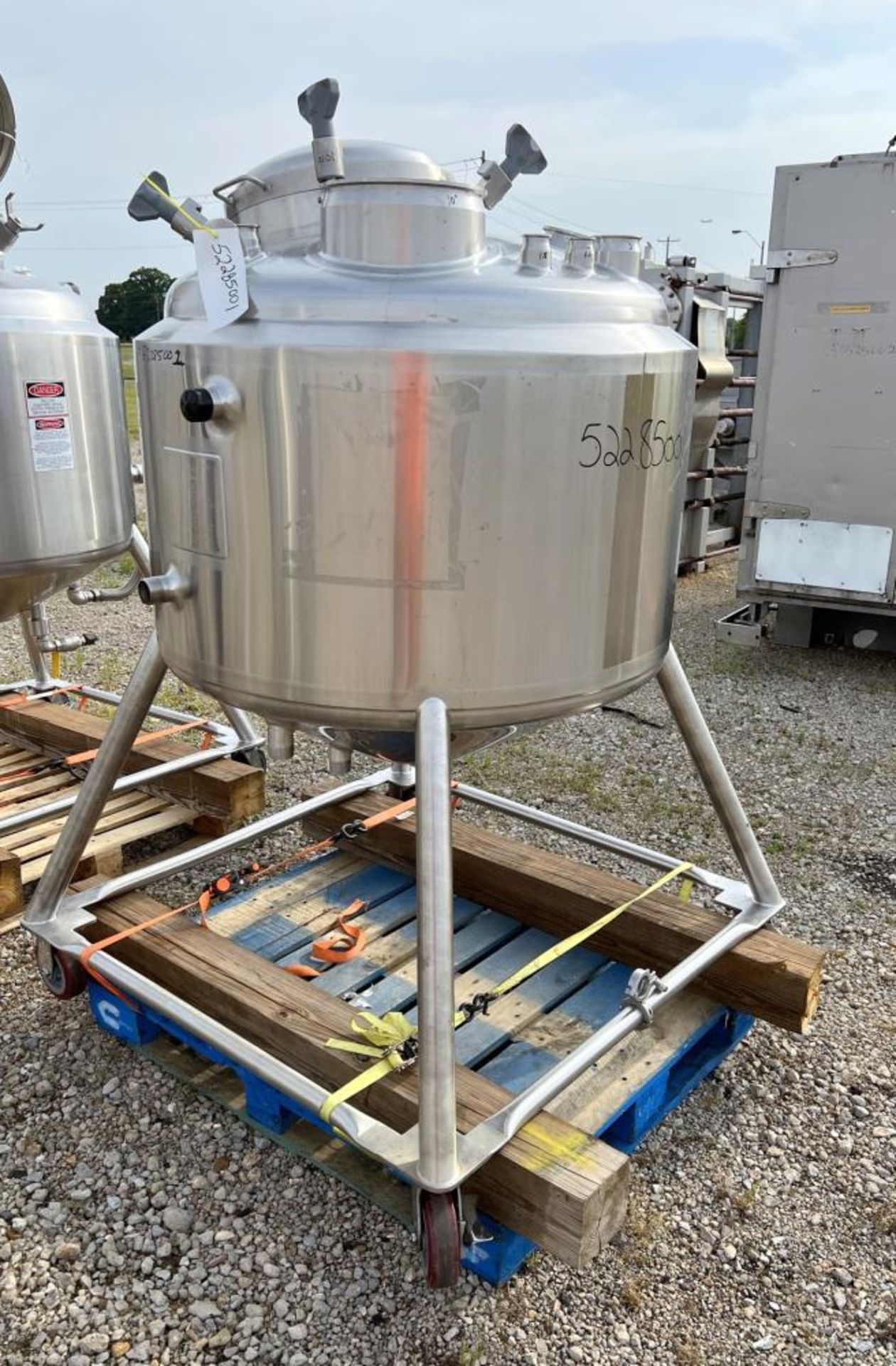Lot of (2) Used- DCI Reactors, 120 Gallon / 454 Liter Capacity, 316L Stainless Steel, Vertical. - Image 4 of 23