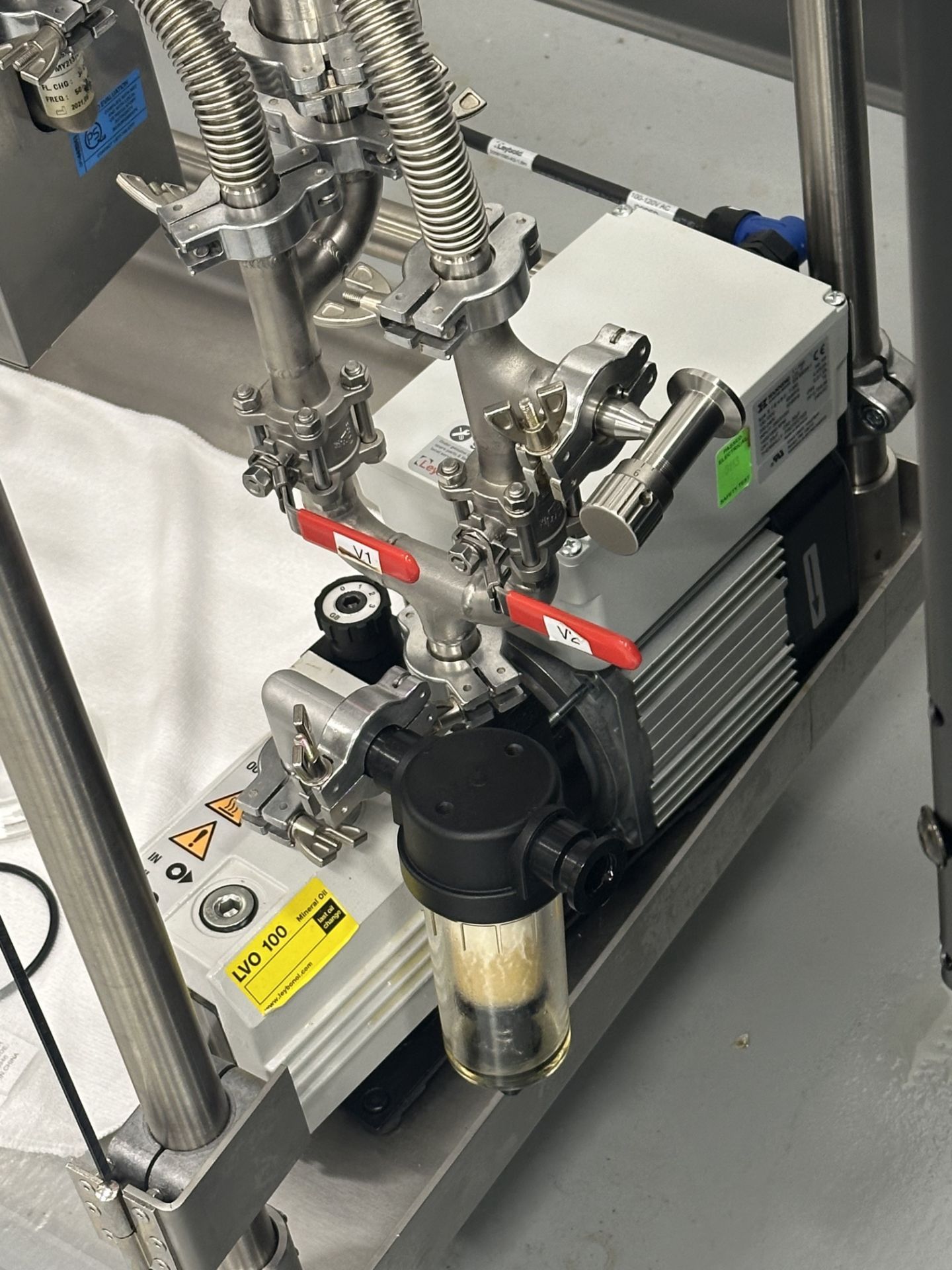 UIC Short Path Distillation Unit. Model KDL5. - Image 6 of 14