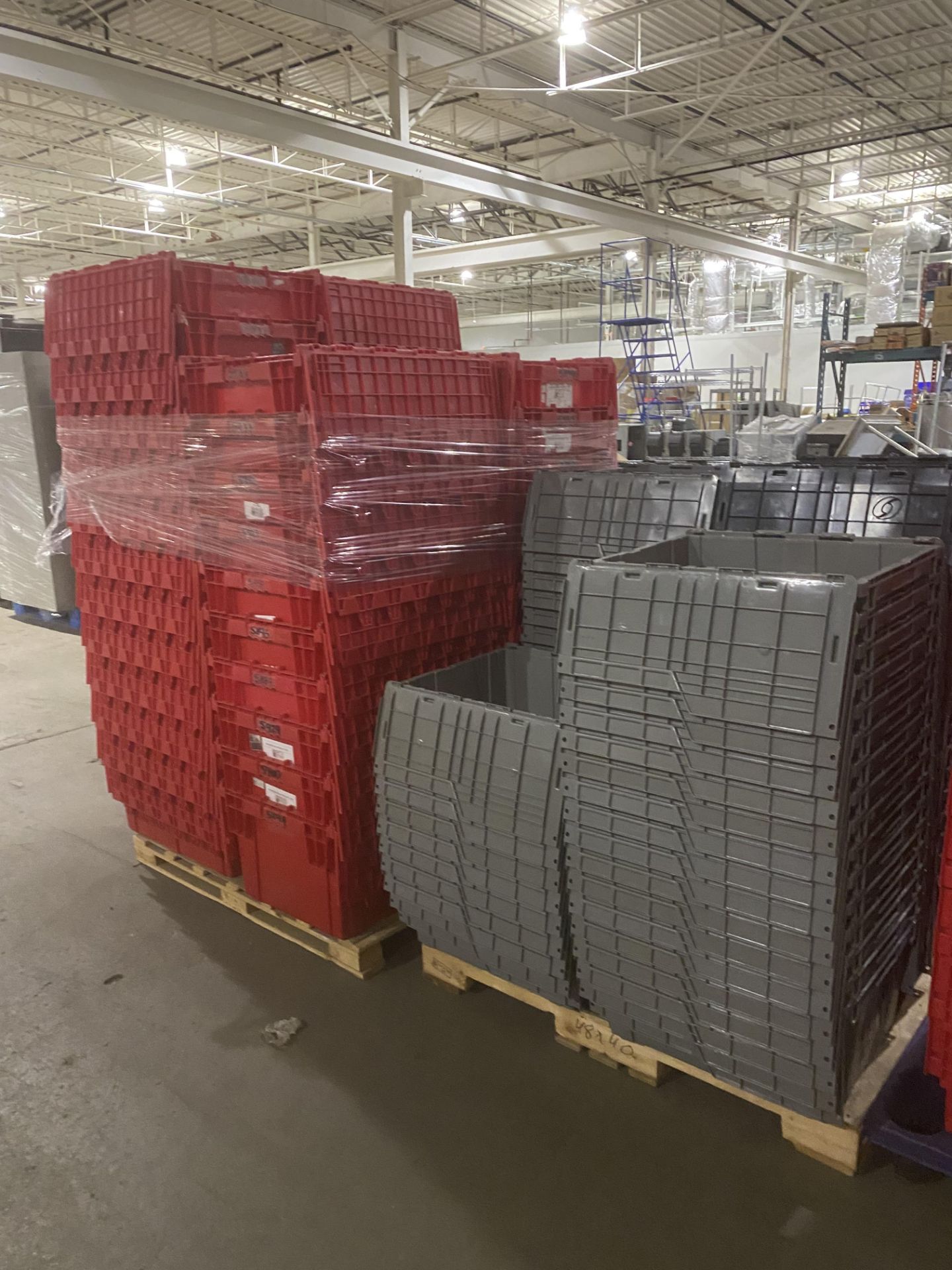 Lot of (200) Red Totes, (500) Bungee Cables, and Lockers - Image 3 of 4