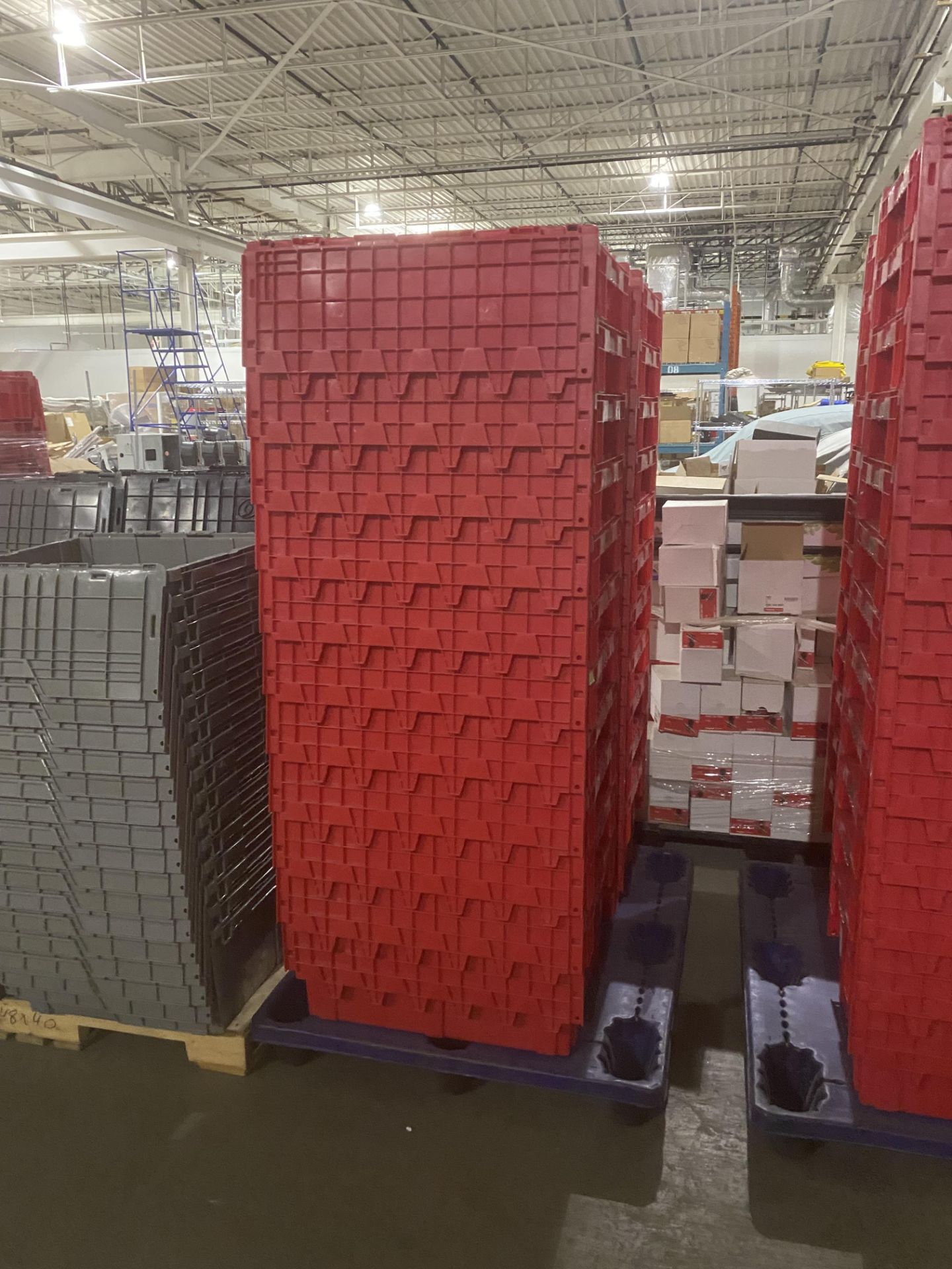 Lot of (200) Red Totes, (500) Bungee Cables, and Lockers - Image 2 of 4