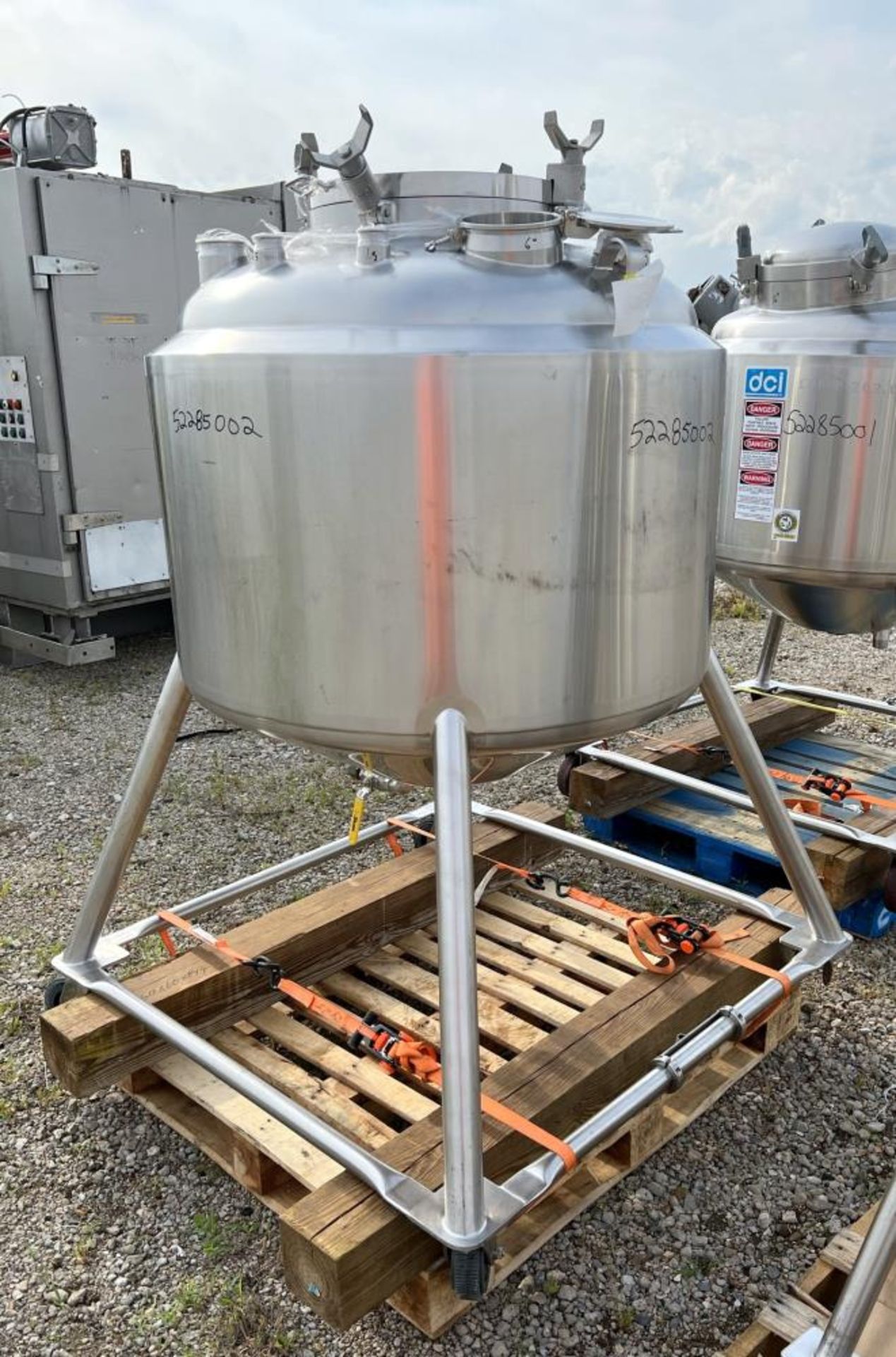 Lot of (2) Used- DCI Reactors, 120 Gallon / 454 Liter Capacity, 316L Stainless Steel, Vertical. - Image 14 of 23