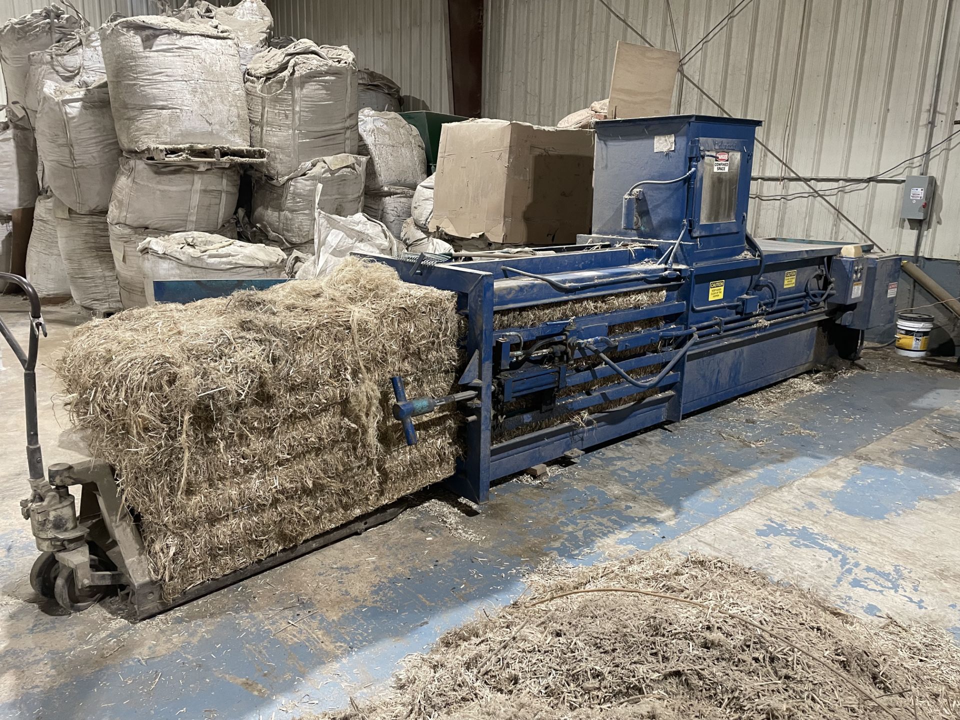 Used Formation Ag Fiber Track 660 Decorticator. Model Fiber Track 660 W/ Baler - Image 19 of 21