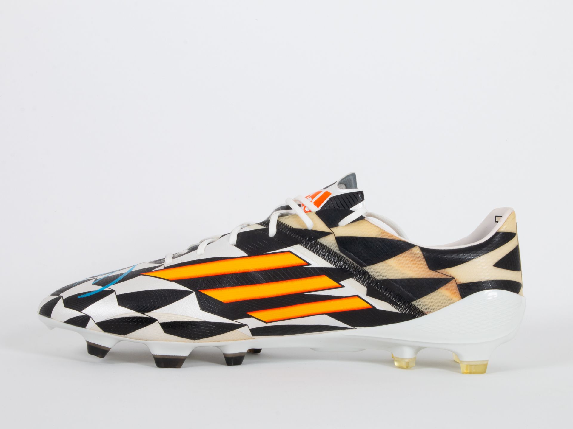 Von Thomas Müller signierter WM 2014 Schuh – World Cup 2014 shoe signed by Thomas Müller - Bild 2 aus 6