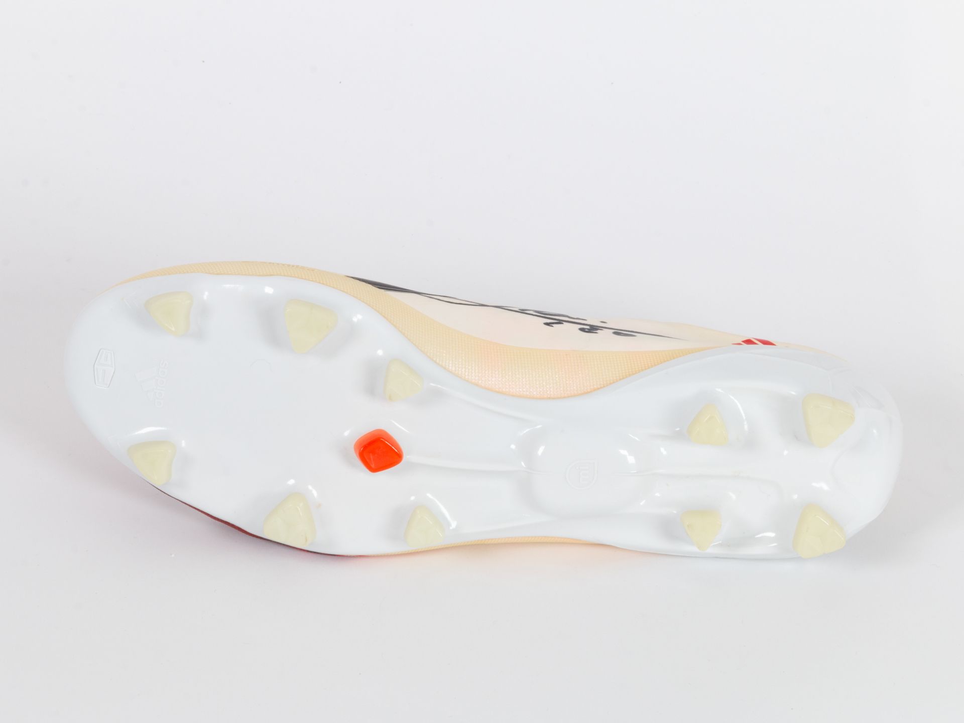 Von Lionel Messi signierter adizero F50 Schuh – adizero F50 shoe signed by Lionel Messi - Bild 6 aus 6