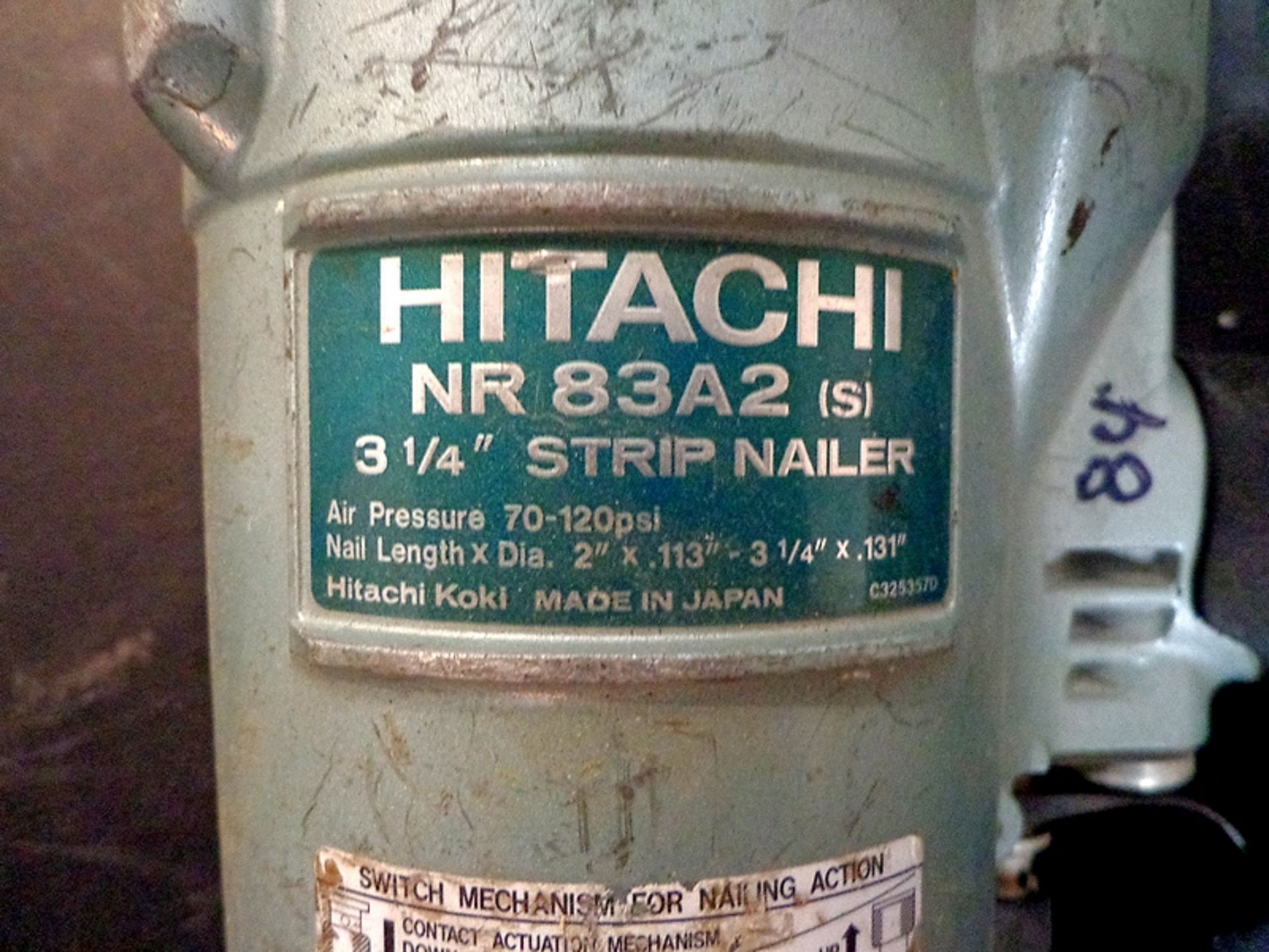HITACHI NR 83A2 (S) 3 1/4" STRIP NAILER, AIR PRESSURE 70-120 PSI - Image 2 of 2