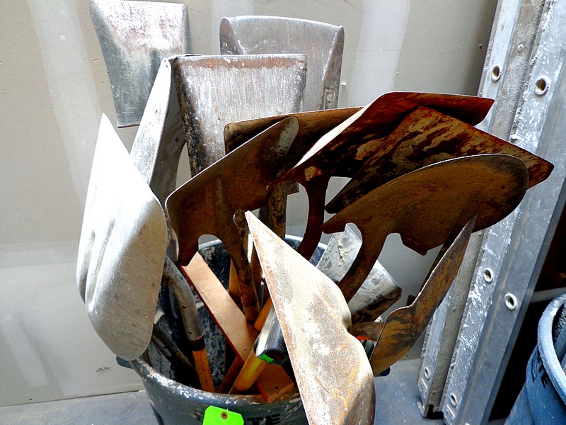 LOT - ASSORTED SHOVELS - Image 2 of 2