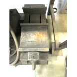 MILLING VISE, 9.5"
