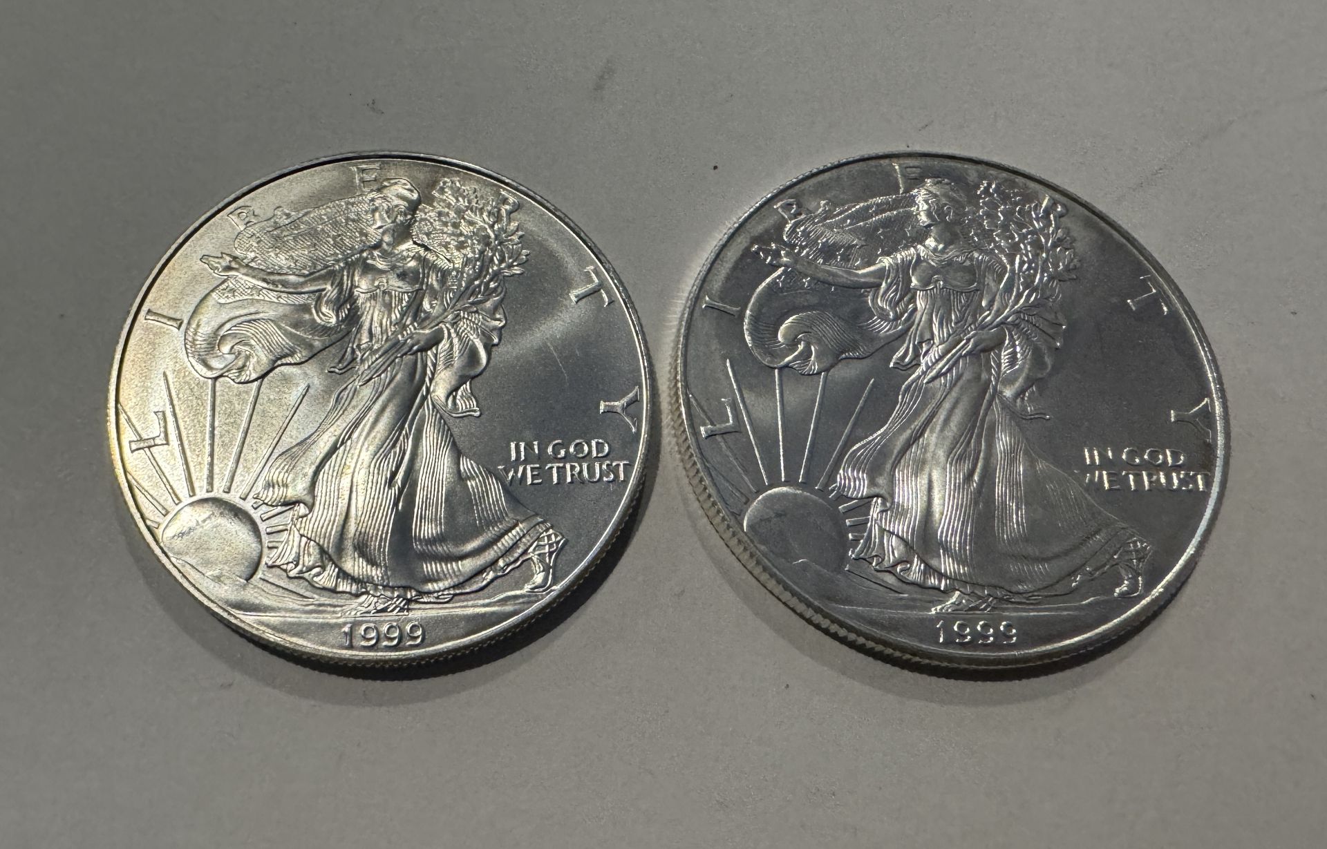 2 PCS 1999 SILVER EAGLES 1 OZ FINE SILVER COINS