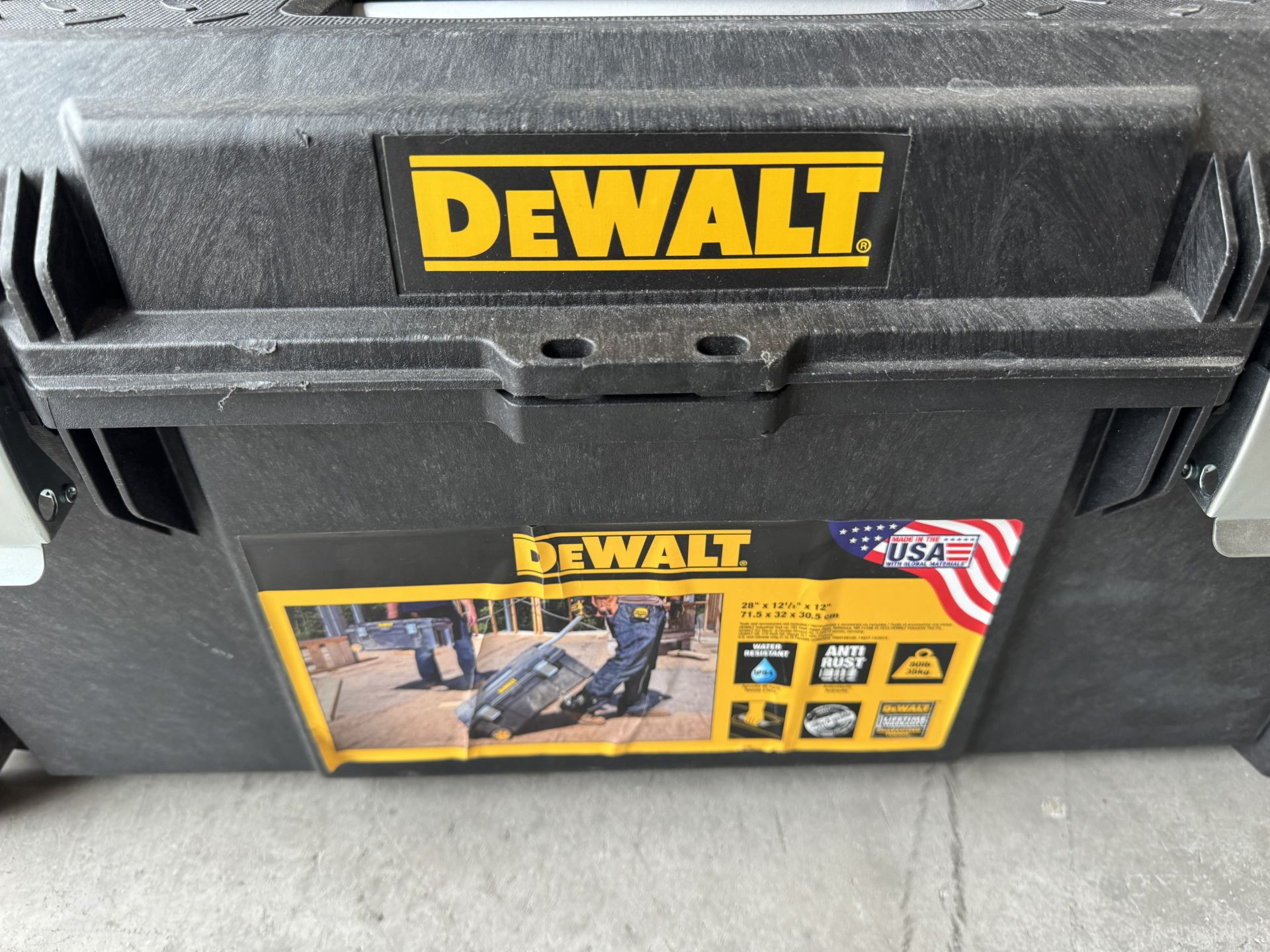 DEWALT TOOL BOX ON WHEELS - Image 2 of 3