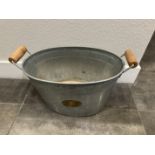 LARGE GALVANIZED TUB / ICE BUCKET / DRINK COOLER