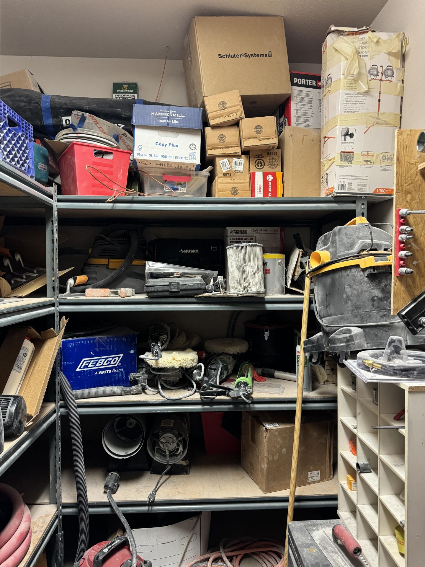 ENTIRE STORAGE UNIT FROM MANUFACTURING PLANT FULL OF TOOLS + NEW ITEMS - Image 4 of 9