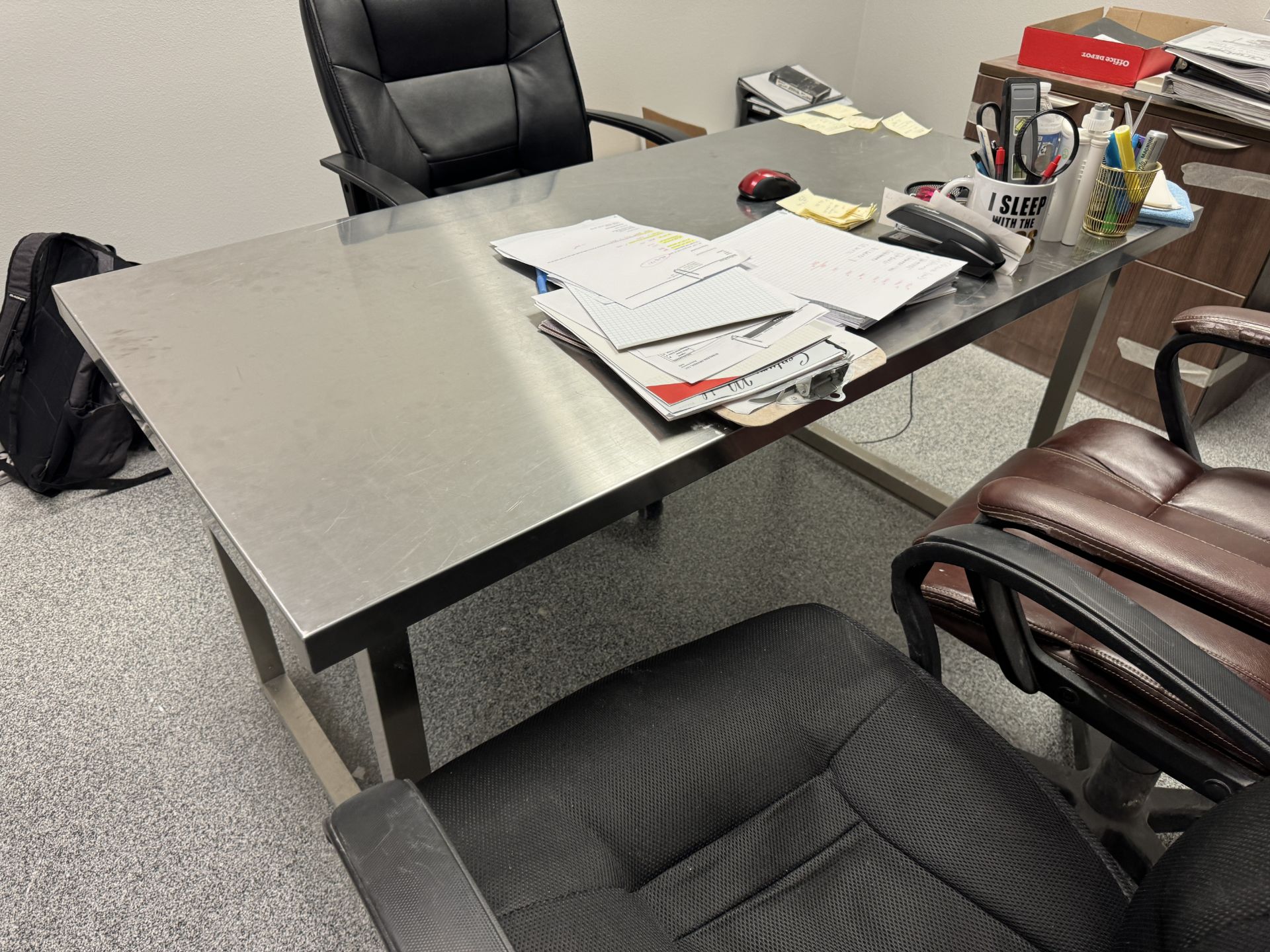 WORK TABLE IN STEEL WITH CHAIRS , NO DESK CONTENTS - Image 2 of 2