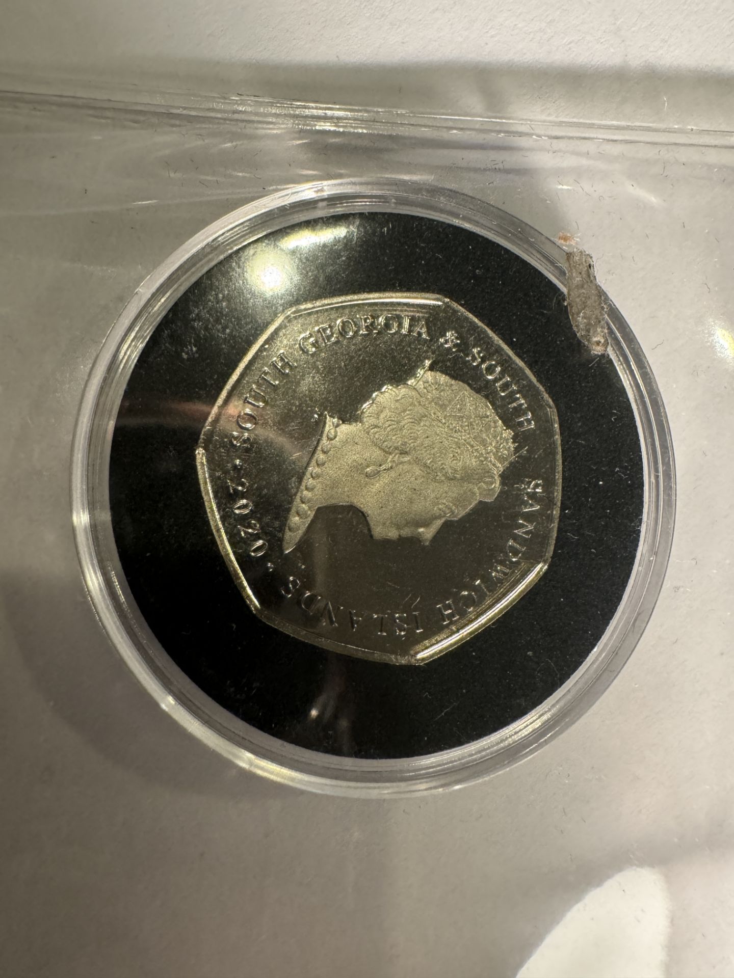 2020 PENGUIN 50P COIN - Image 3 of 3
