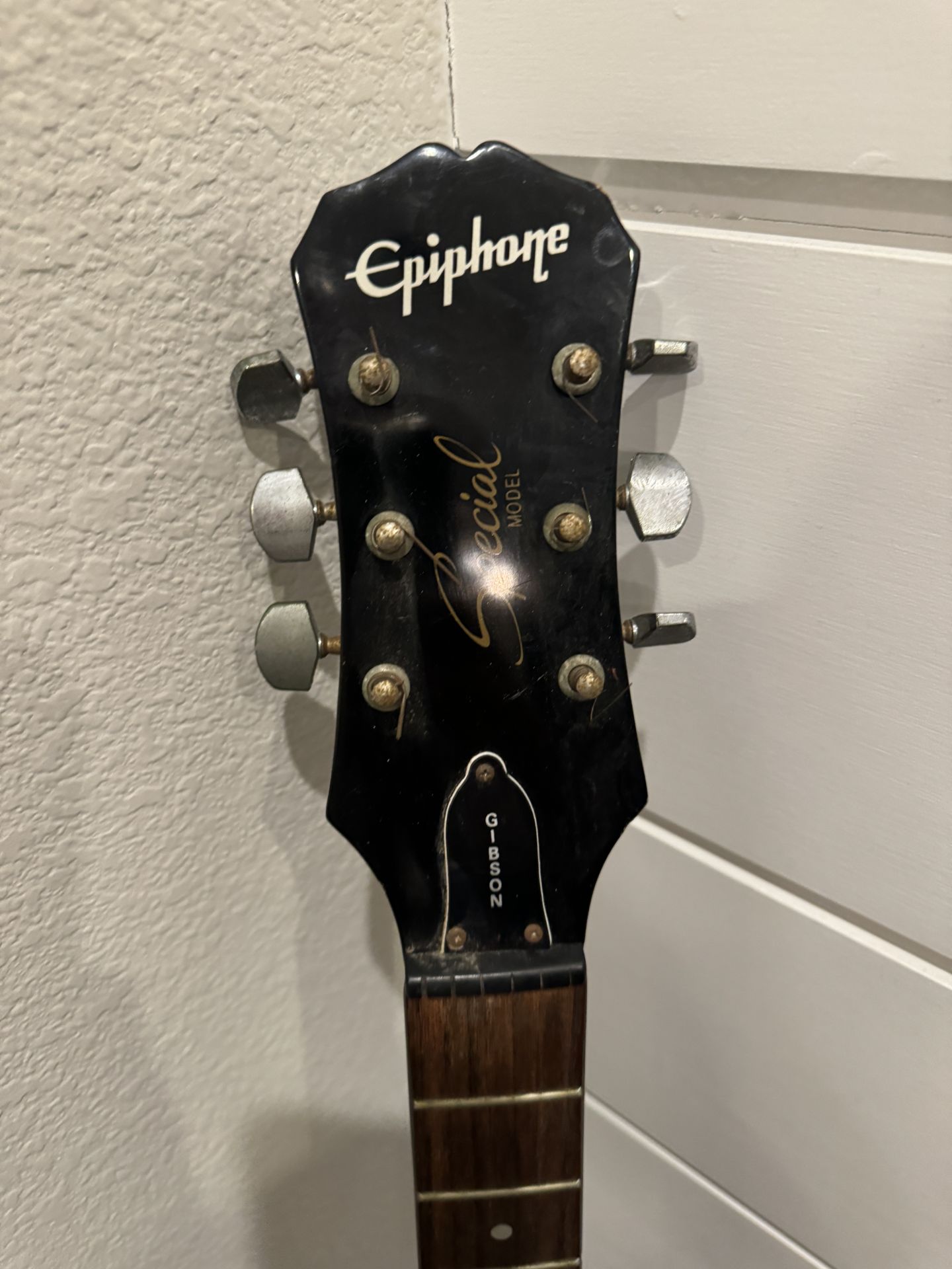 GIBSON SPECIAL MODEL EPIPHONE ELECTRIC GUITAR - Image 2 of 3