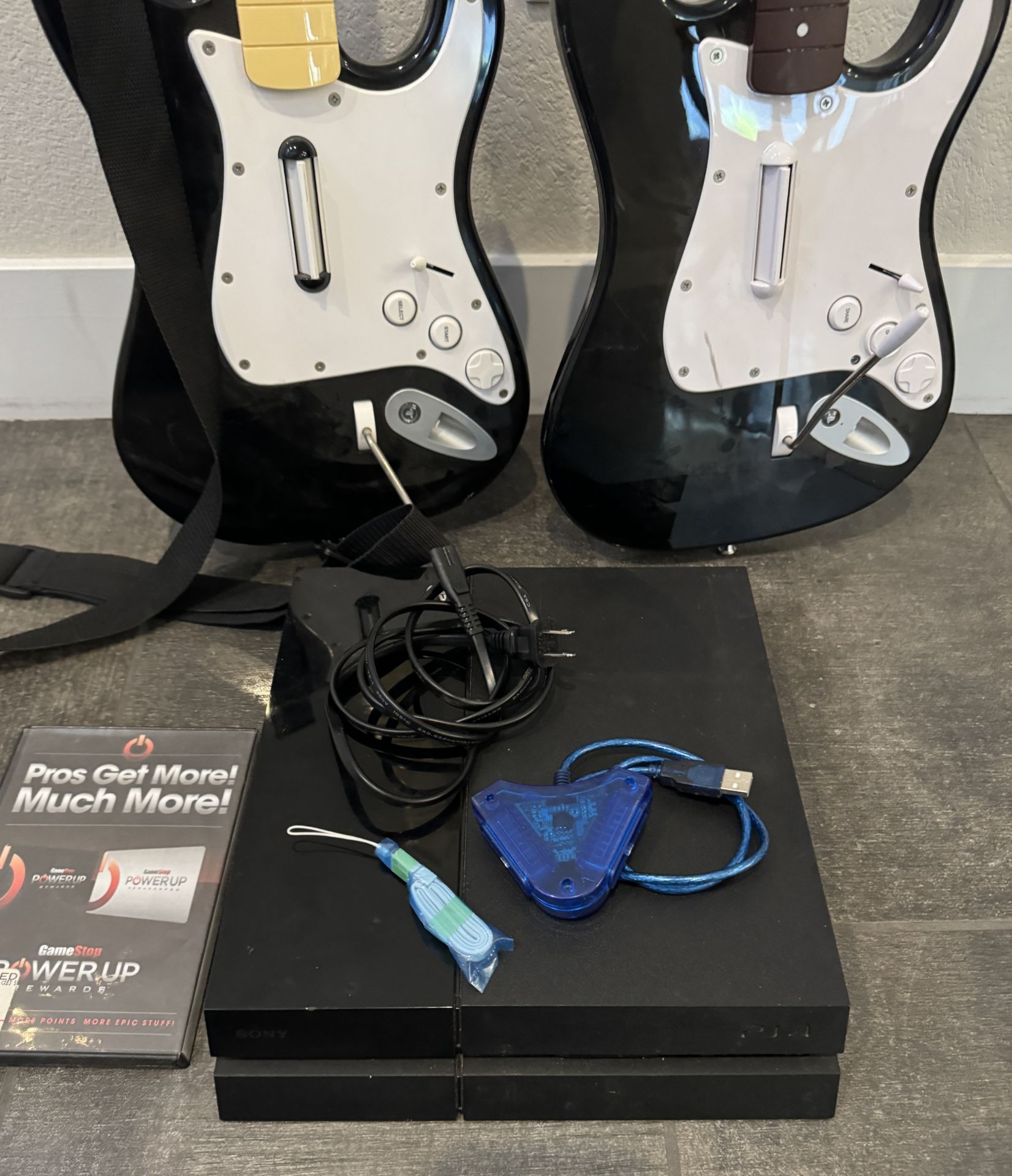UNTESTED PLAYSTATION UNIT WITH 2 GUITAR HERO PLAYSTATION GUITARS - Image 2 of 4