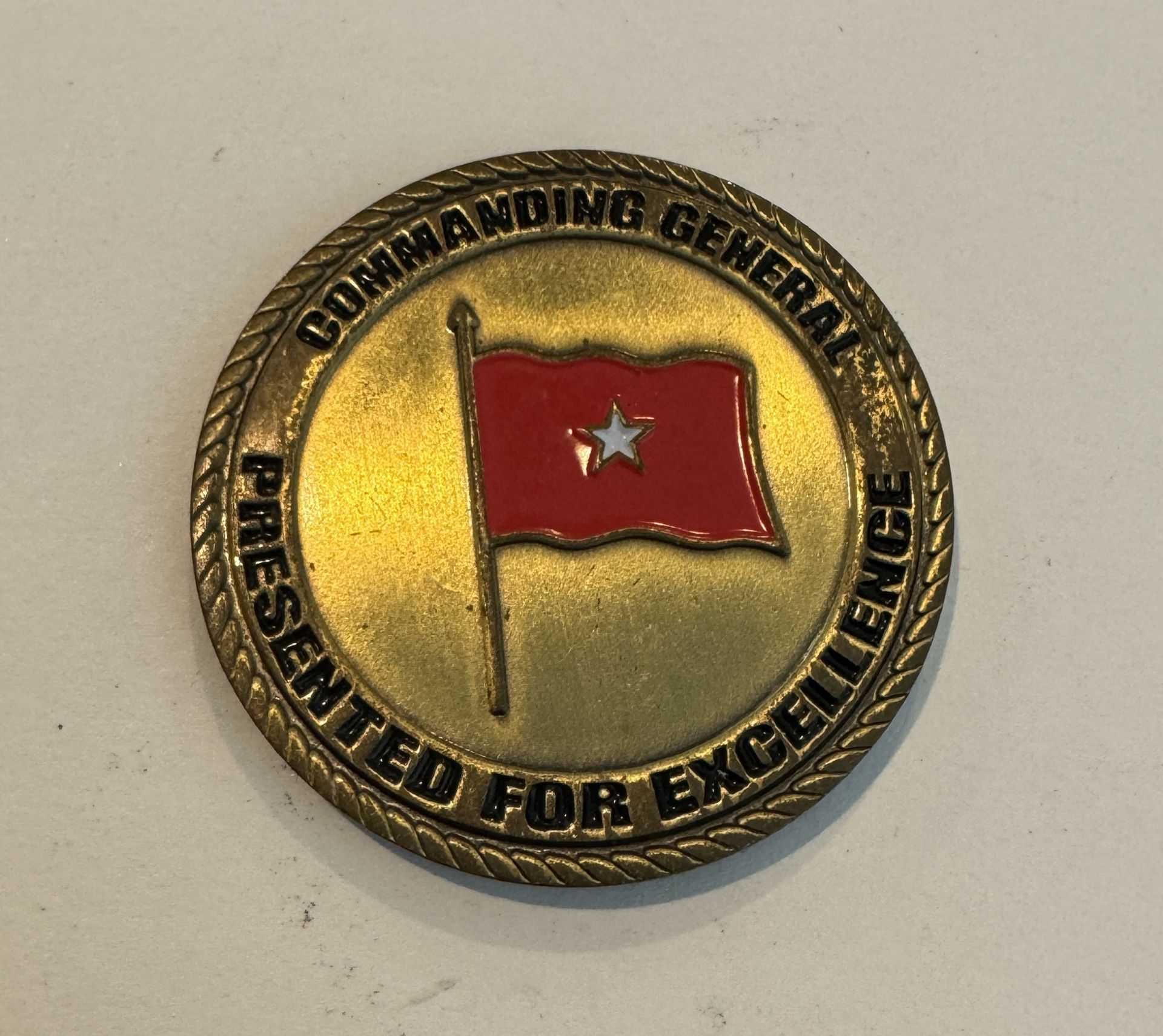 MARINES LOGISTICS GROUP CHALLENGE COIN - Image 2 of 2