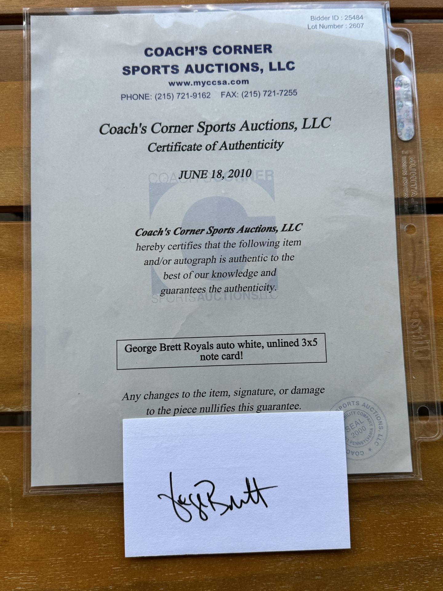 GEORGE BRETT AUTOGRAPHED CARD CERTIFIED