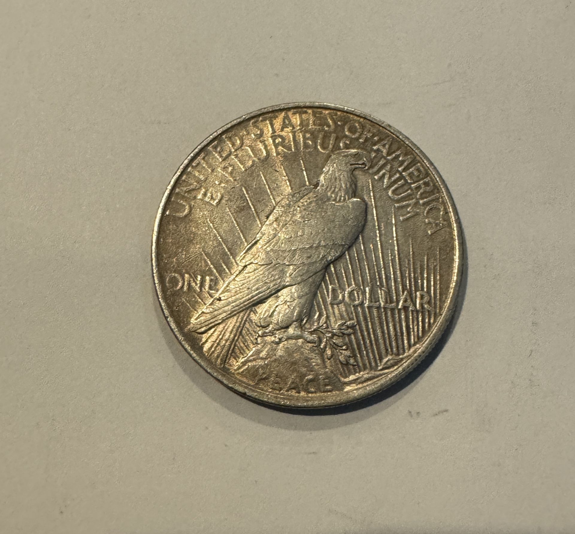 1922 PEACE SILVER DOLLAR COIN - Image 2 of 2