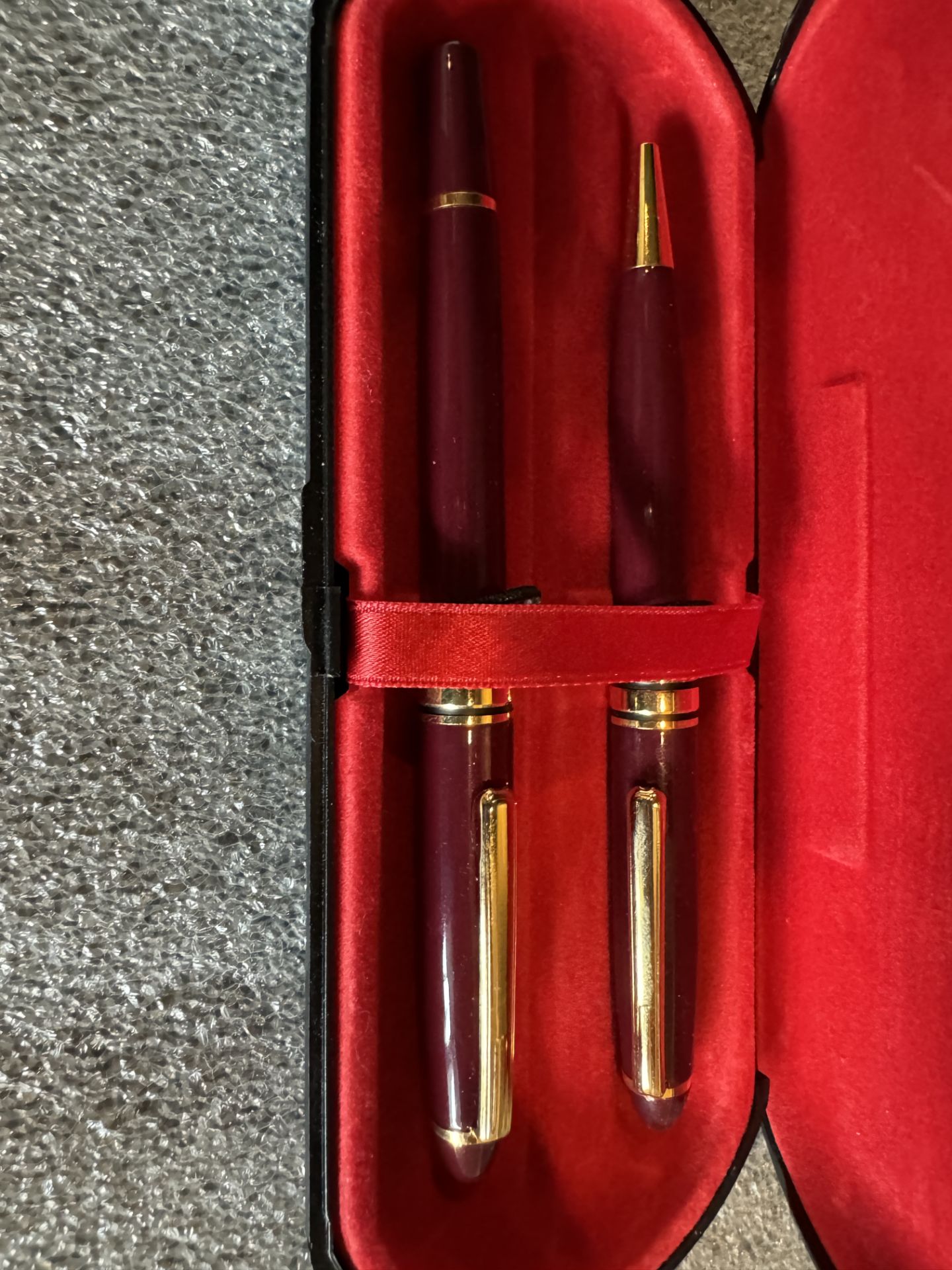 PEN SET - Image 2 of 2