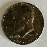 1976 BICENTENNIAL JOHN F. KENNEDDY HALF DOLLAR COIN