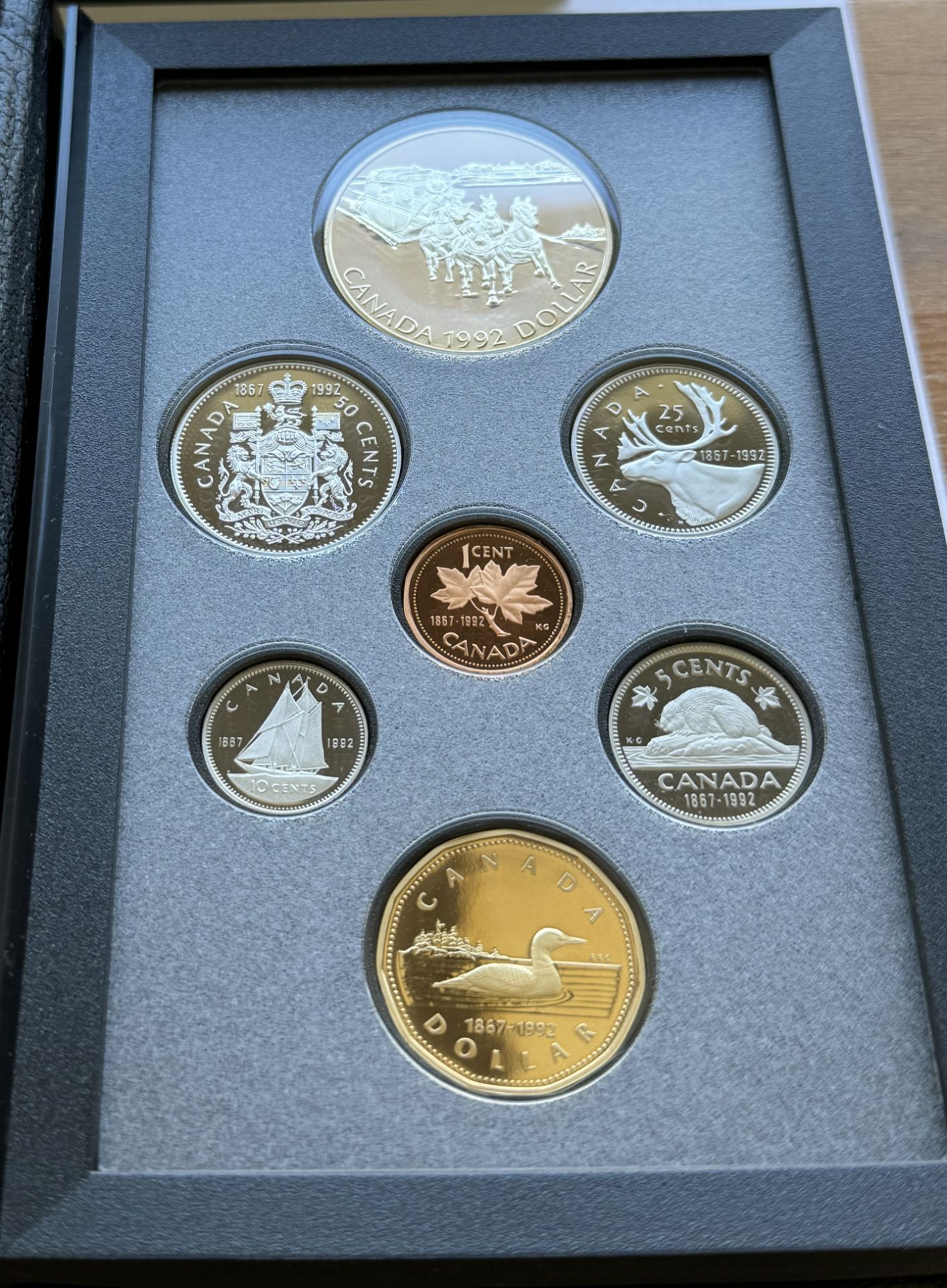 1992 SILVER PROOF SET IN COINS ROYAL CANANDIAN MINT - Image 2 of 3