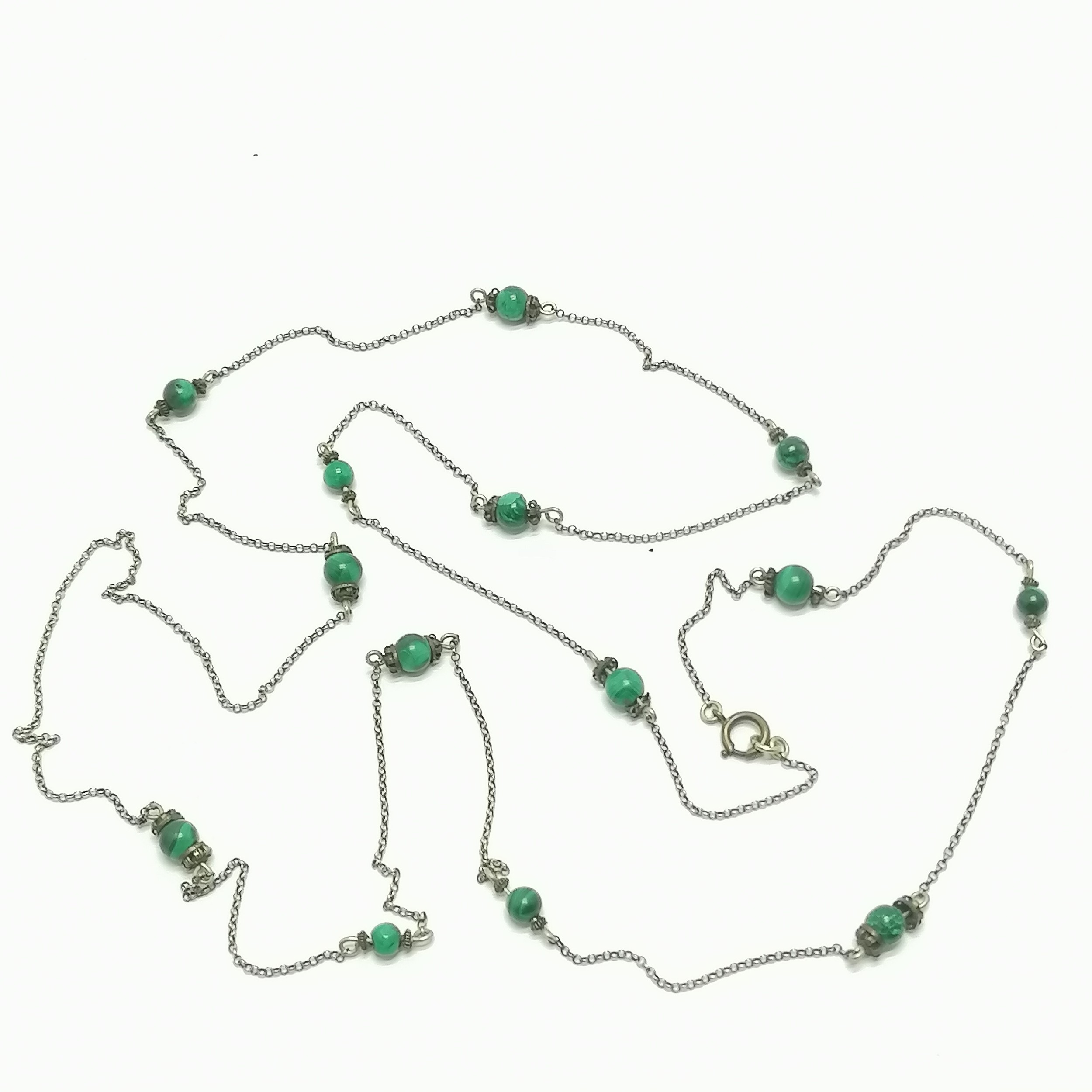 Antique unmarked silver languard chain with malachite bead detail - 138cm & 24g total weight ~ has - Image 2 of 2