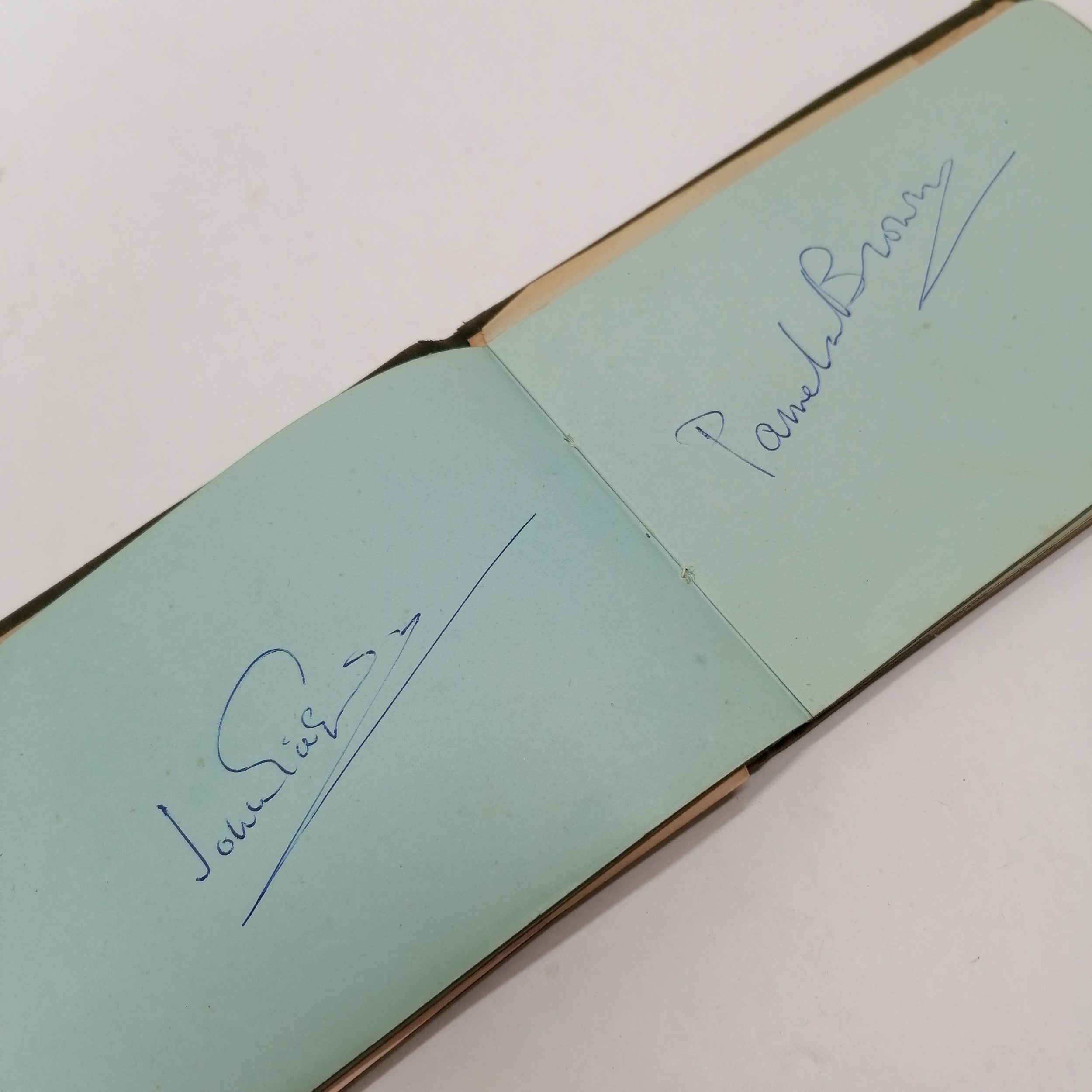 Vintage Autograph book with many signatures inc Peter Cushing, David Lean, Martha Raye, Gertrude - Image 20 of 33