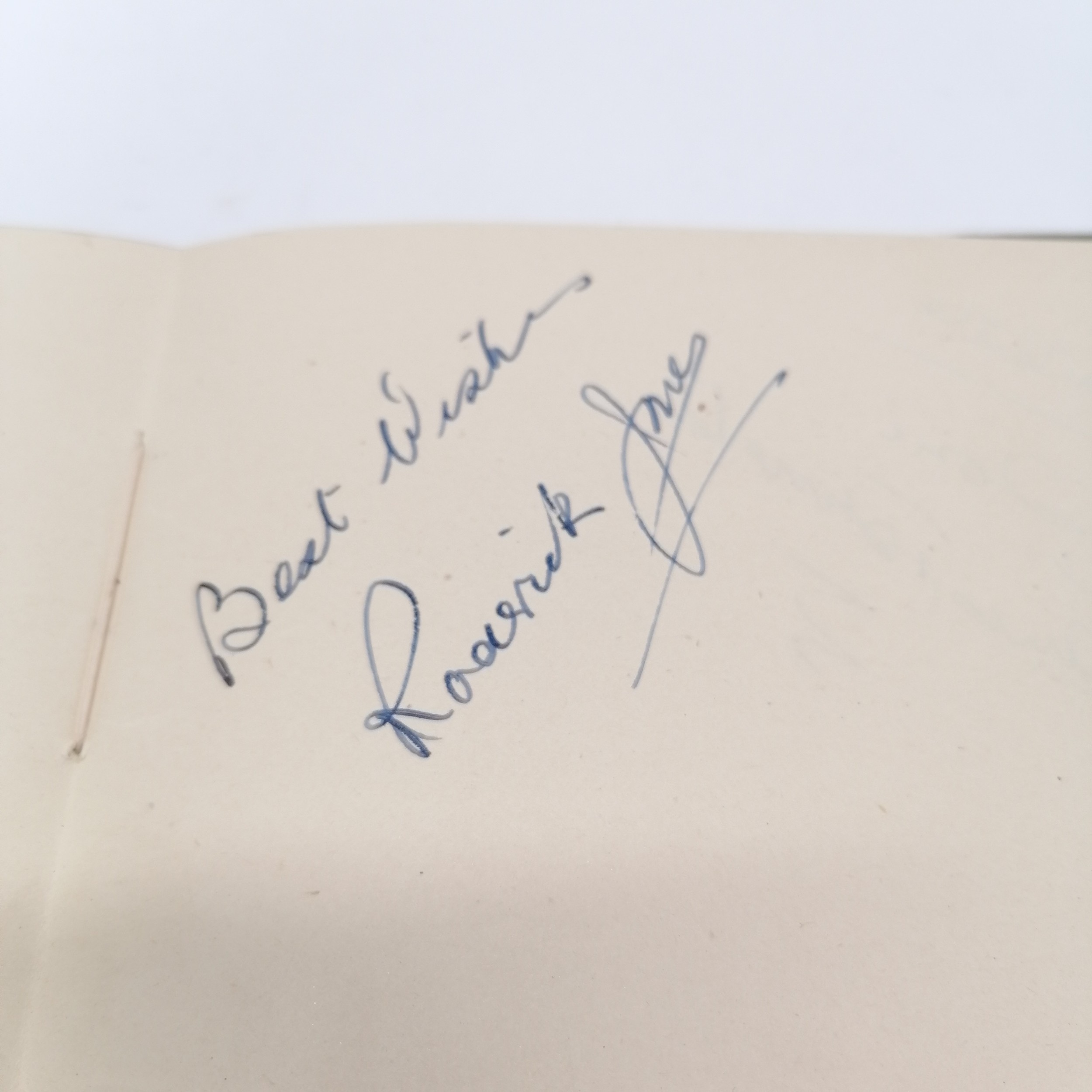 Vintage Autograph book with many signatures inc Peter Cushing, David Lean, Martha Raye, Gertrude - Image 13 of 33